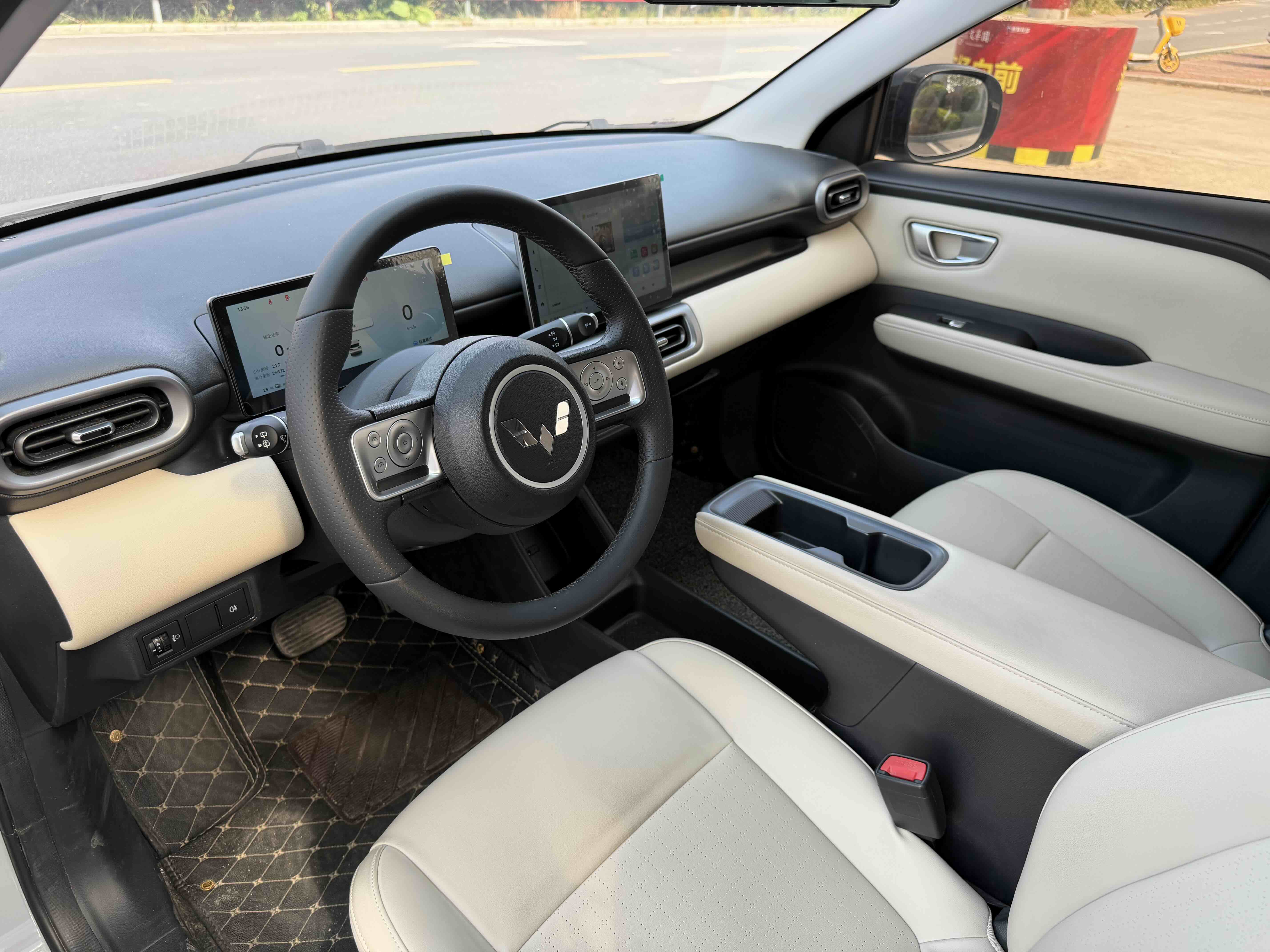 五菱汽车 五菱缤果PLUS 2024 汽车图片 #11