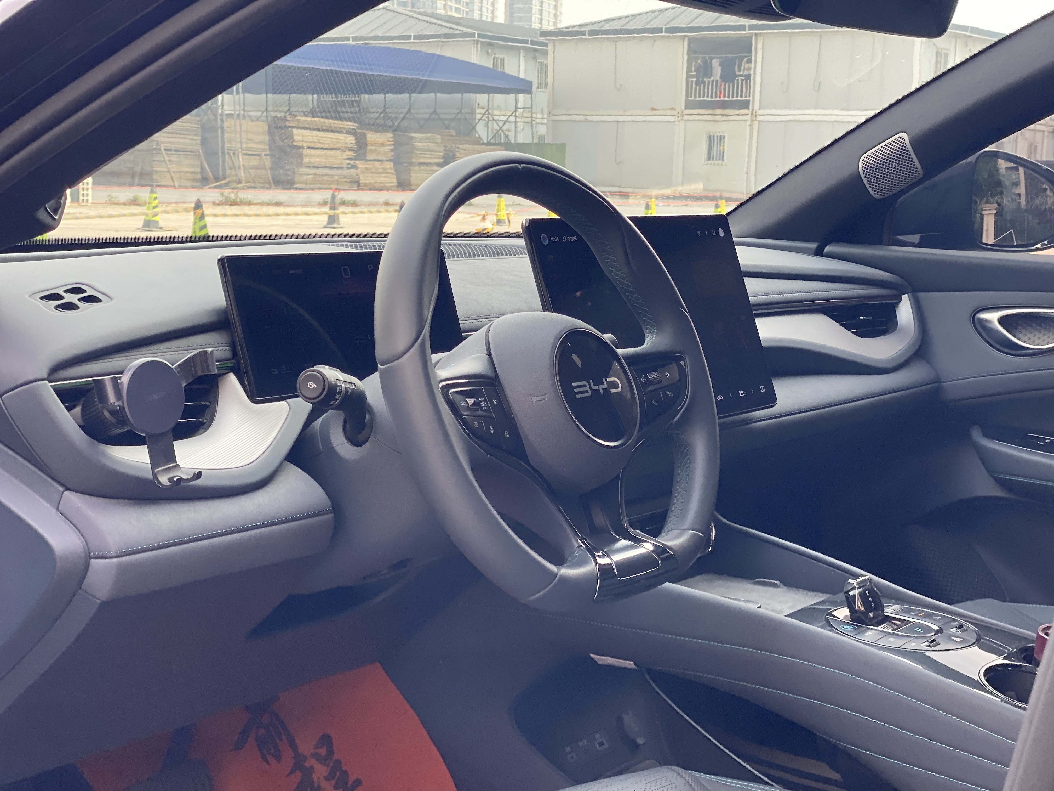 BYD Seal 06GT 2025 car image #11