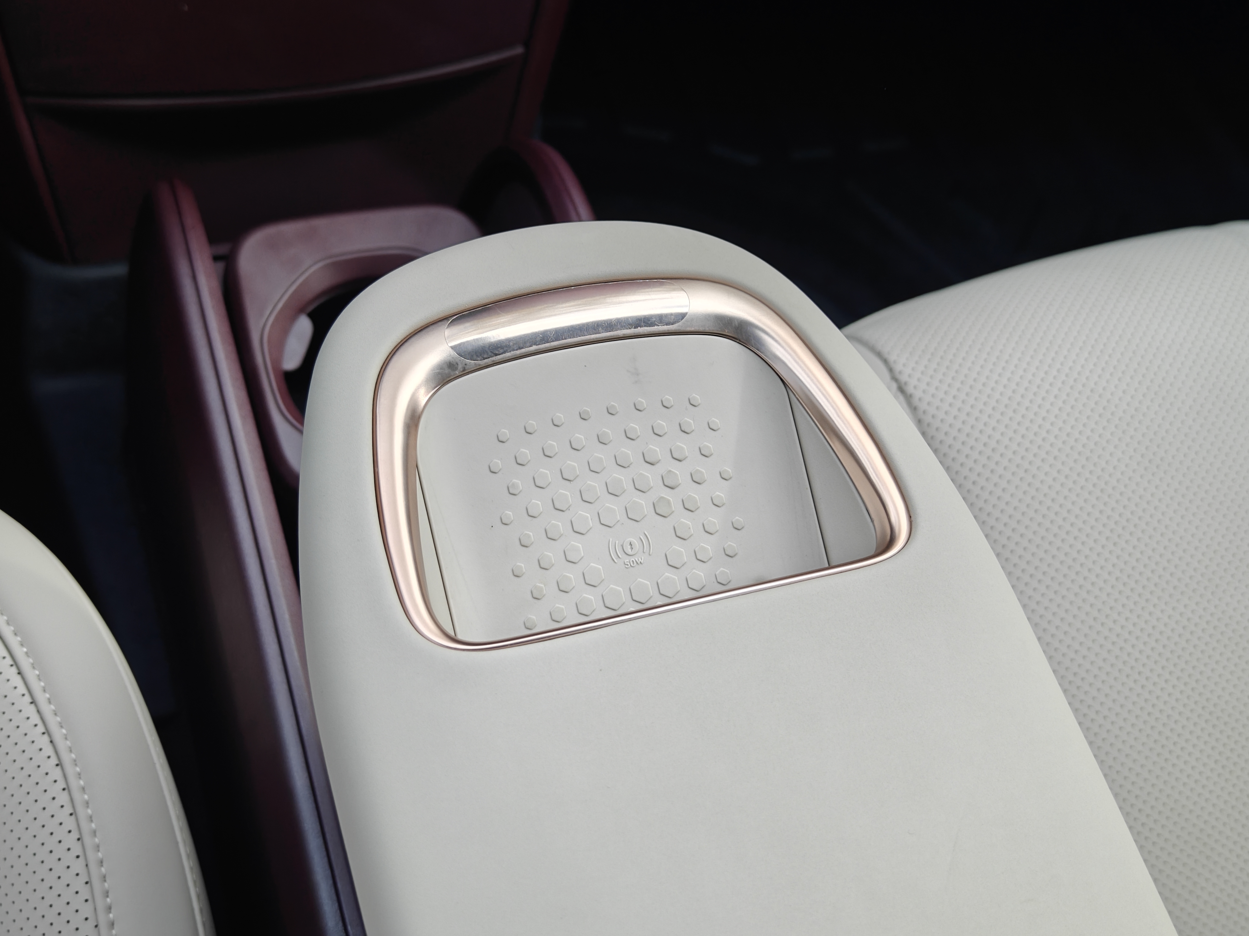 Zeekr X 2024 car image #11