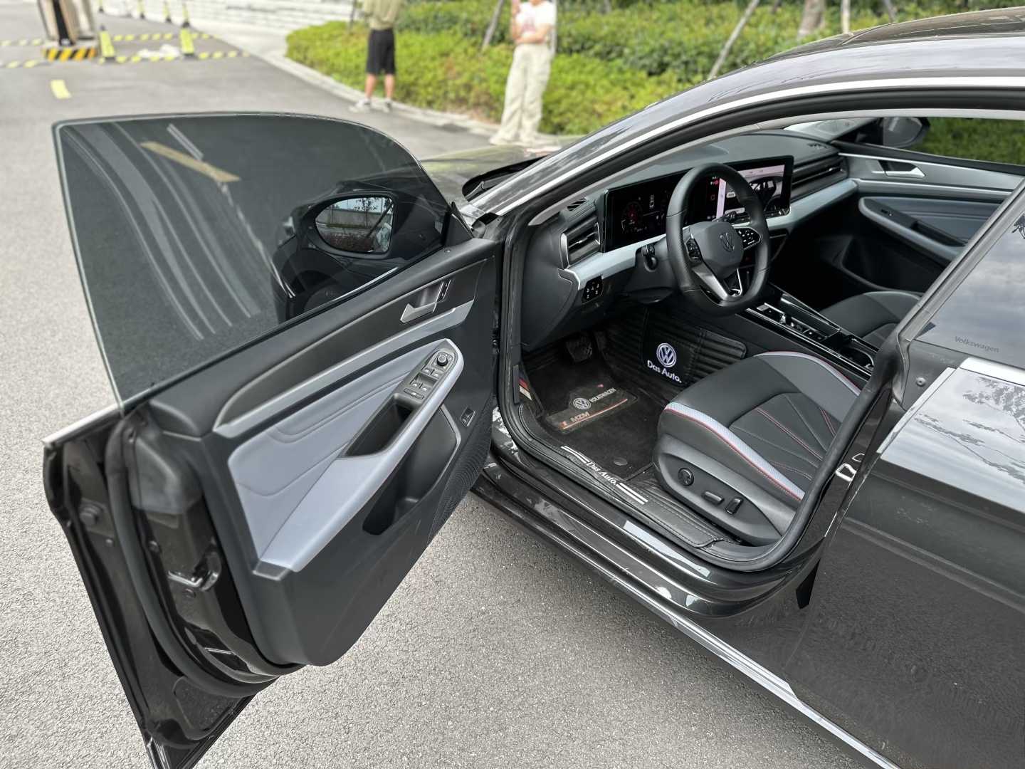 Volkswagen Lamando 2025 car image #11