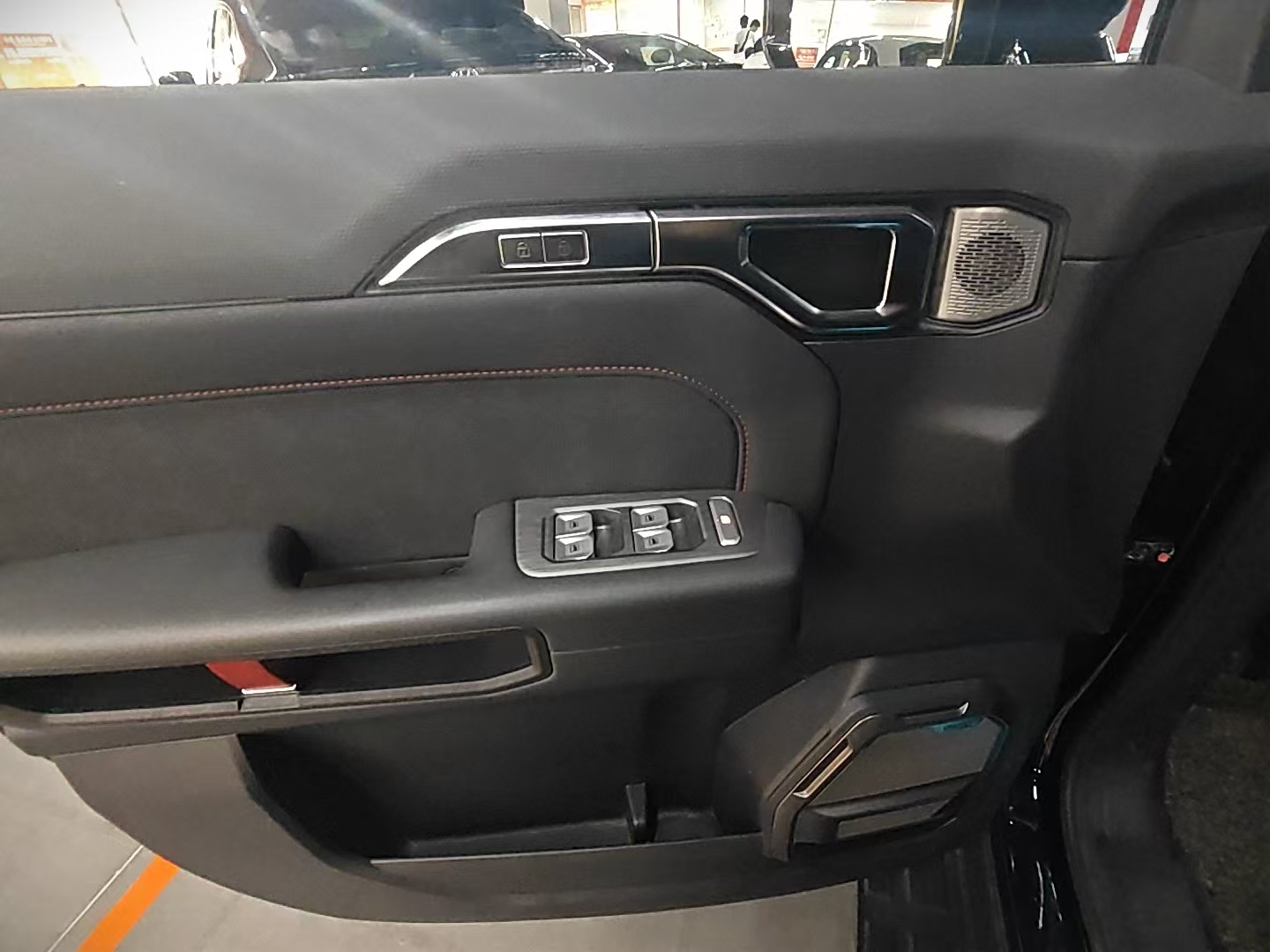 Jetour Traveller 2024 car image #11