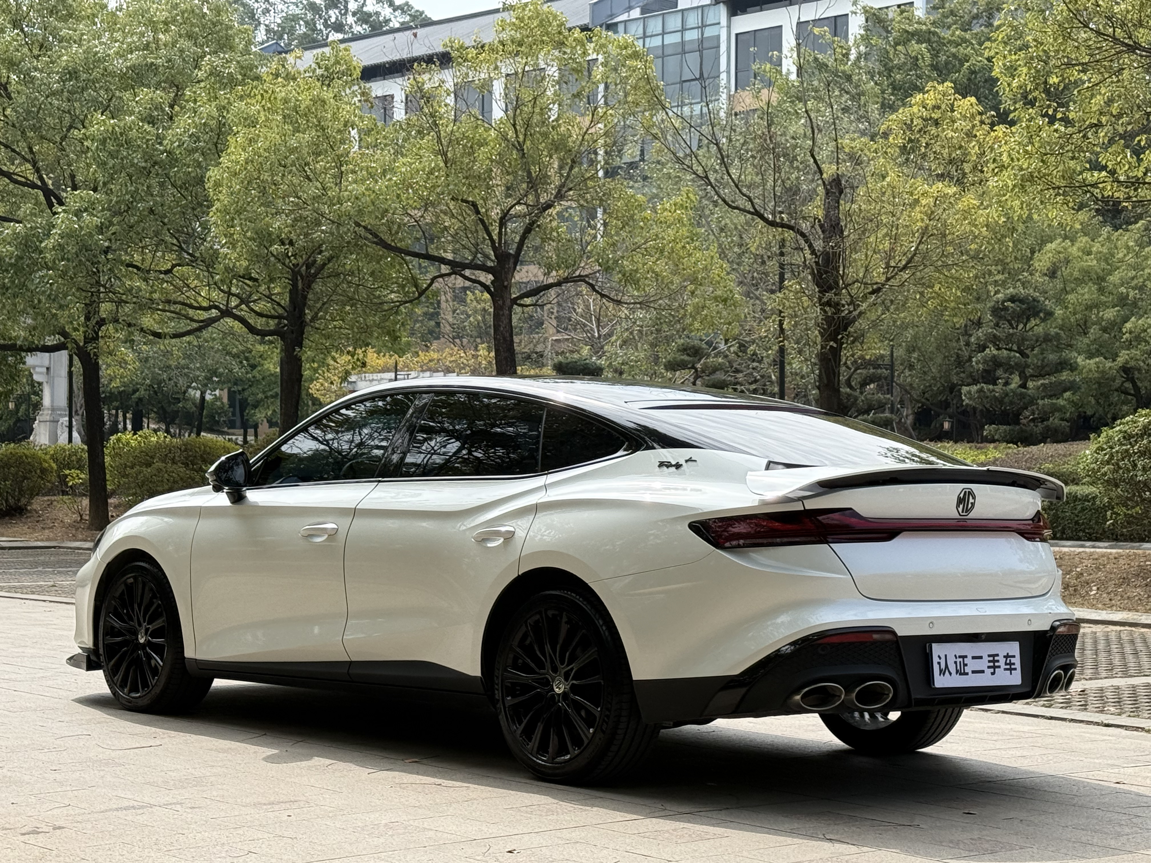 MG 7 2025 car image #11