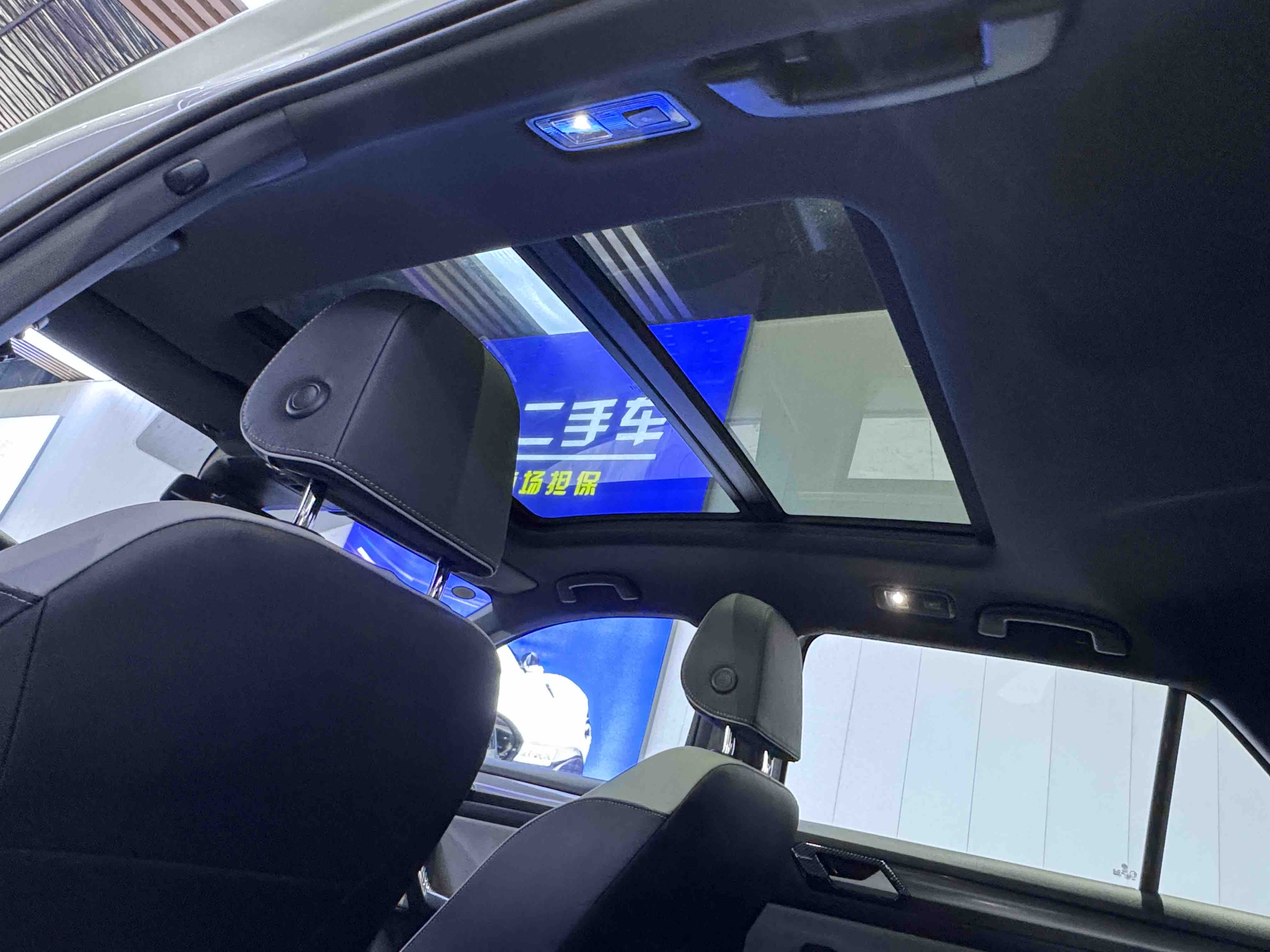 T-Roc 2025 car image #11