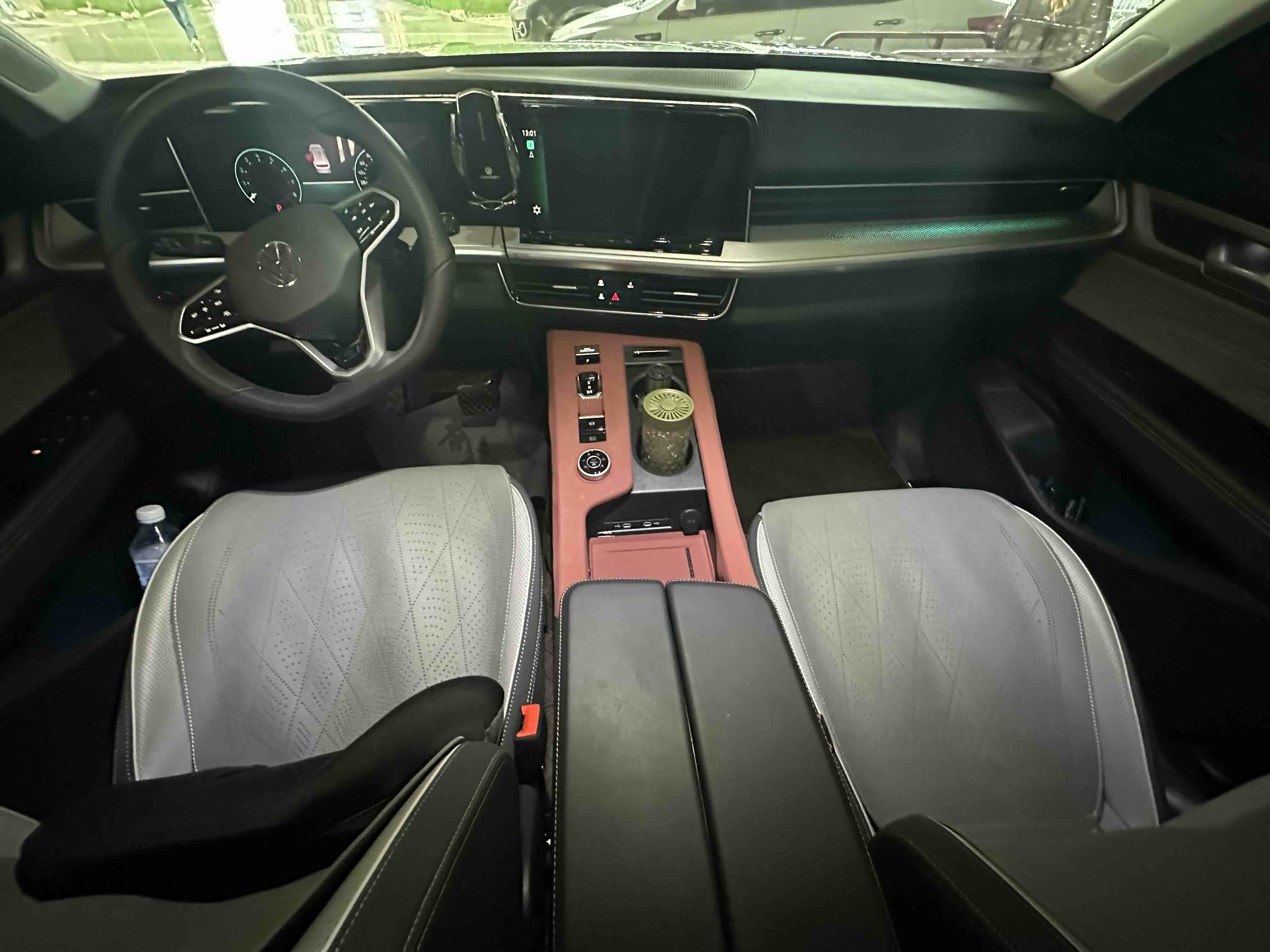 Volkswagen Tavendor 2025 car image #11