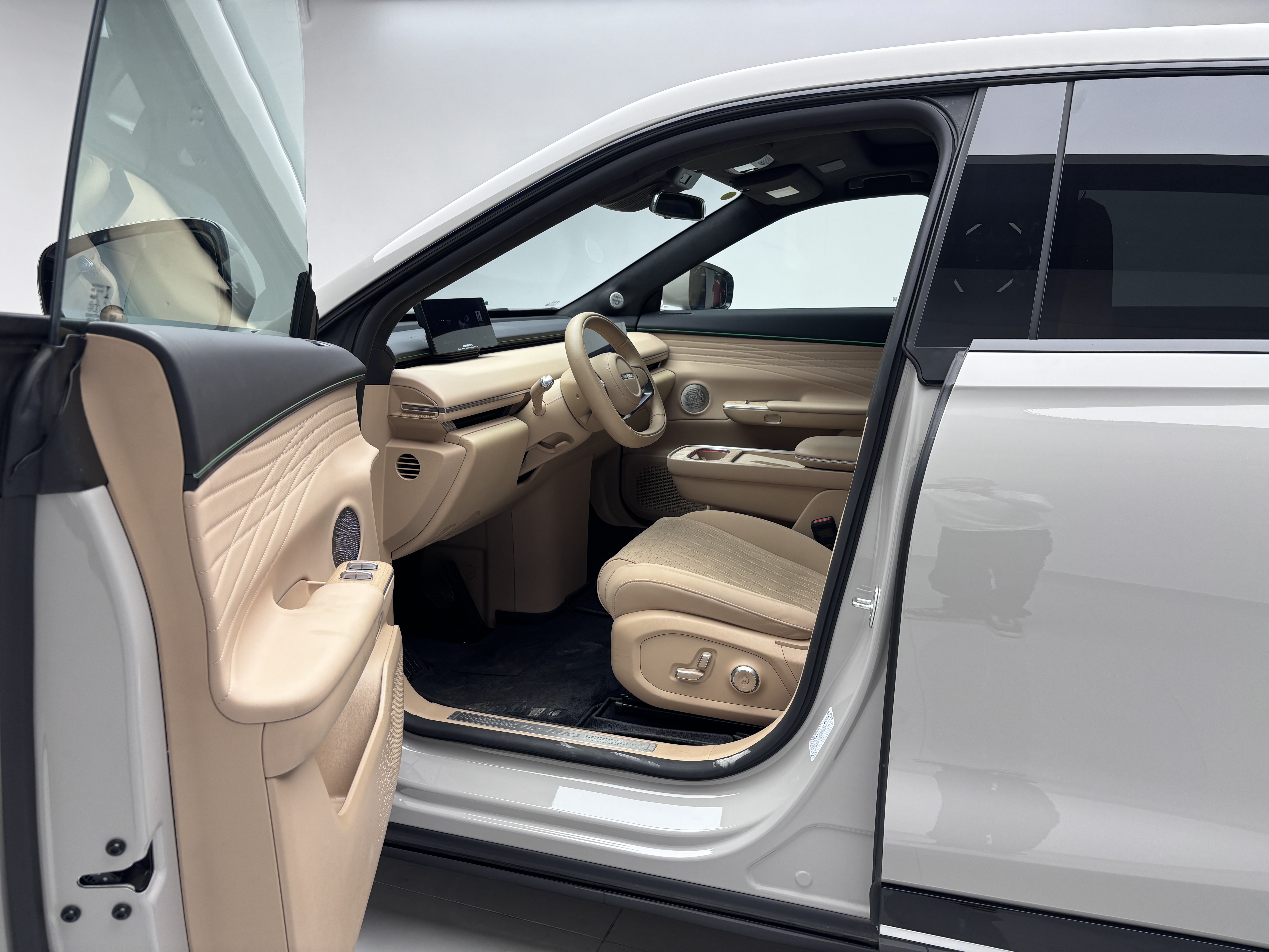 Exceed Stellar Era ET 2024 car image #11