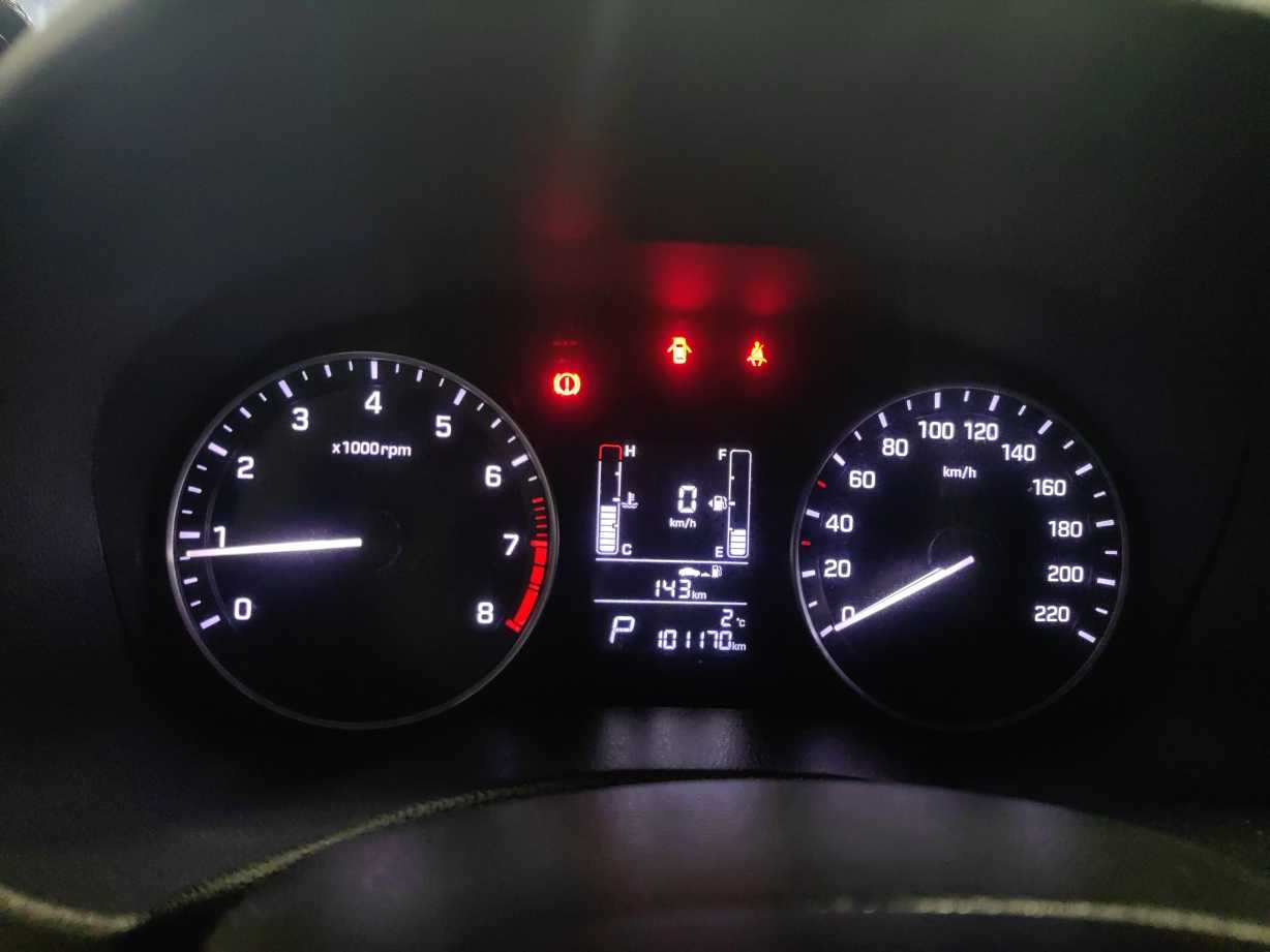 Hyundai ix25 2015 car image #11