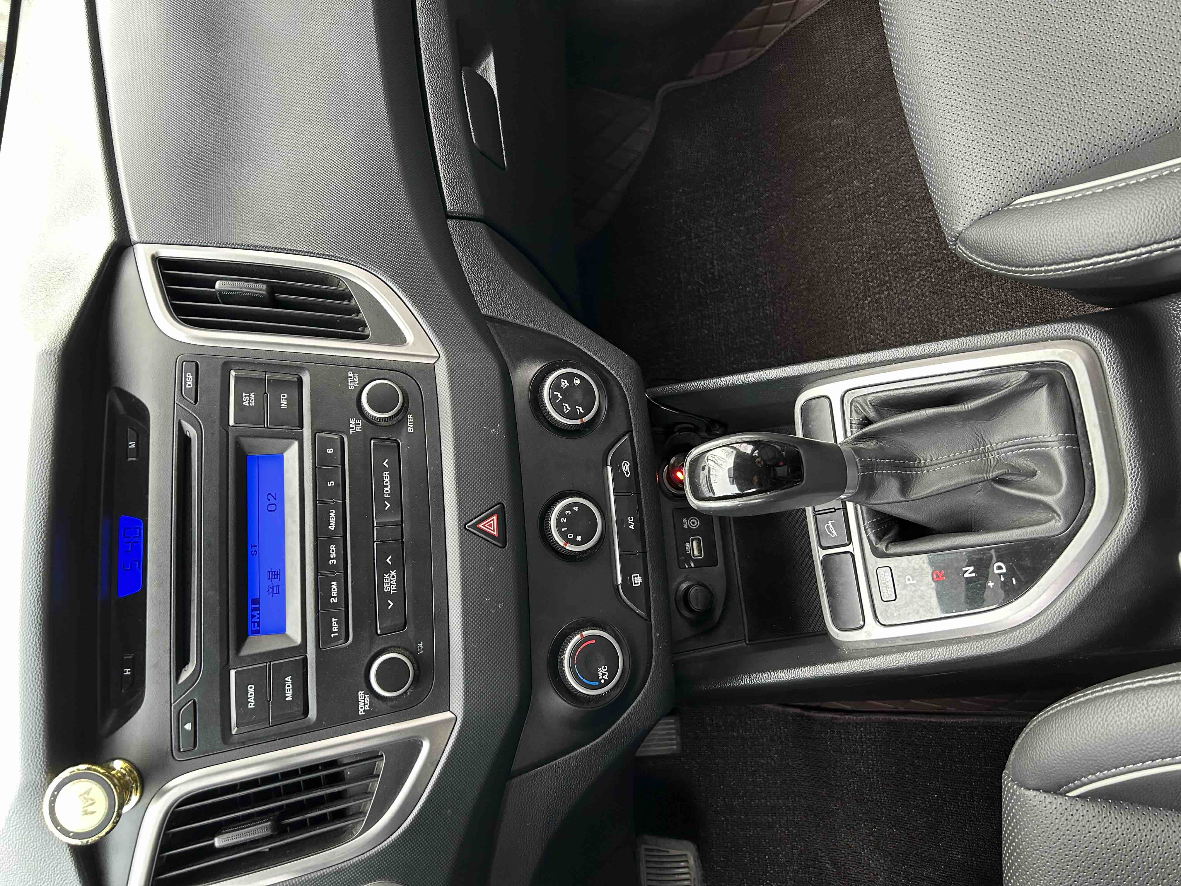 Hyundai ix25 2016 #11 Hyundai ix25 2016 car image #11