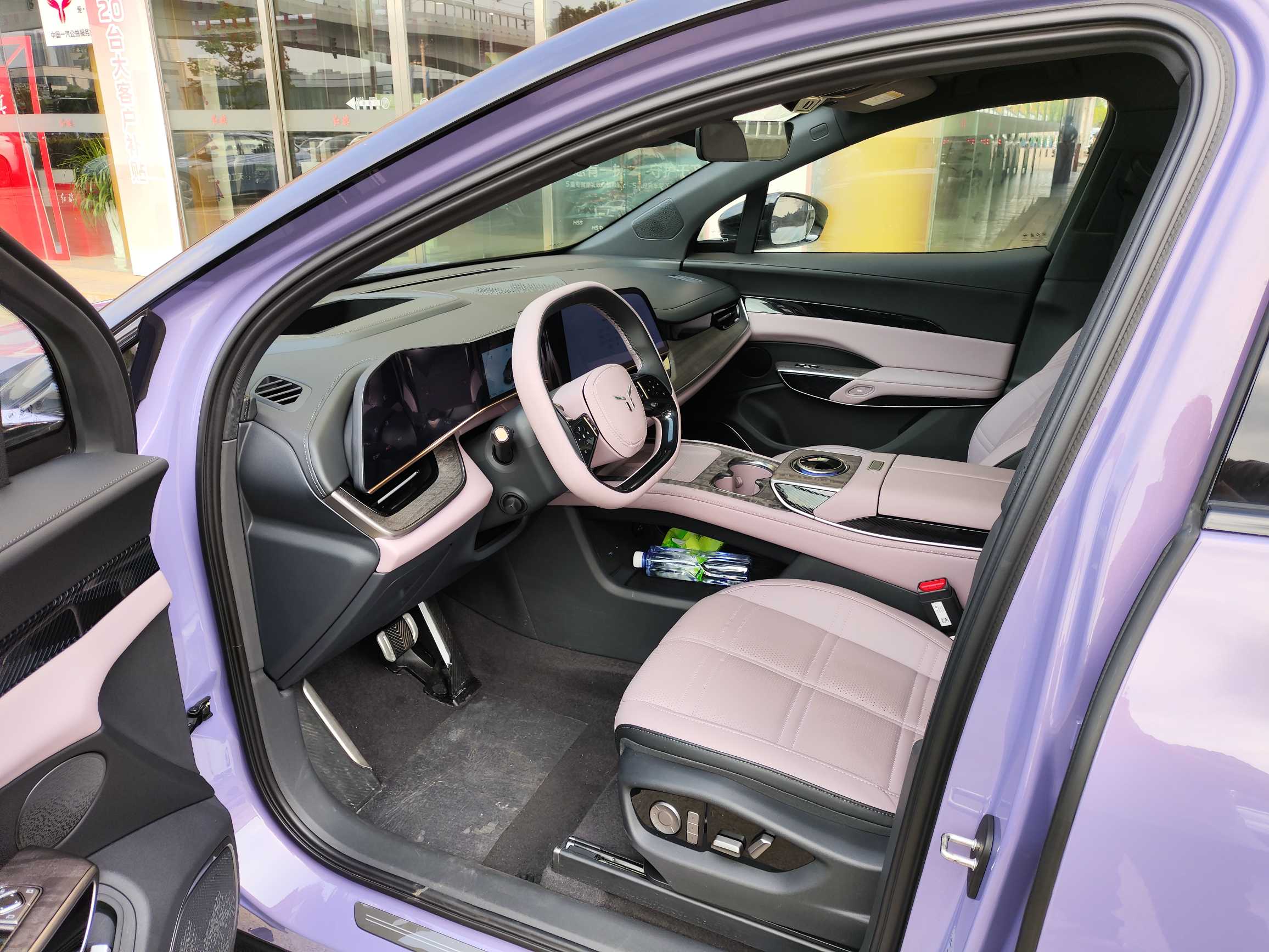 HongQi TianGong 08 2025 #11 HongQi TianGong 08 2025 car image #11