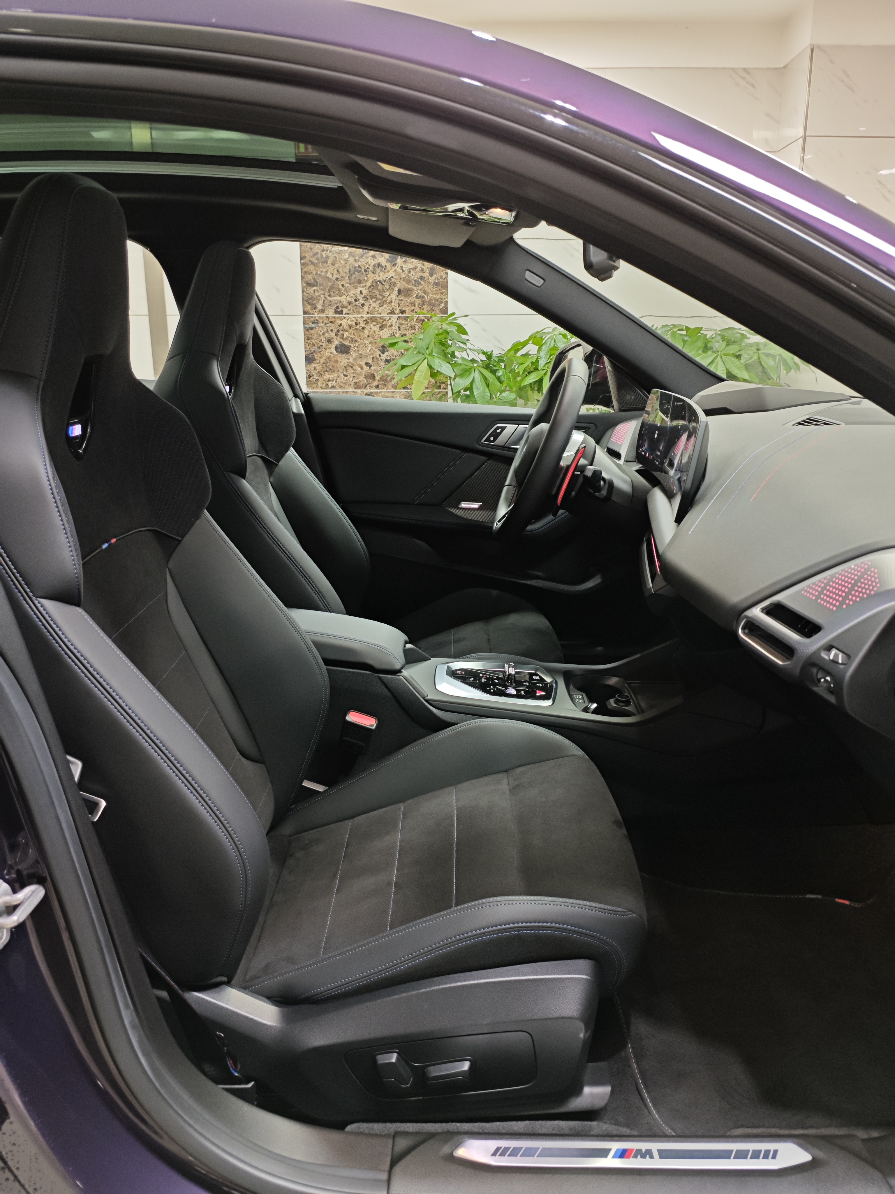 BMW M235L 2025 #11 BMW M235L 2025 car image #11