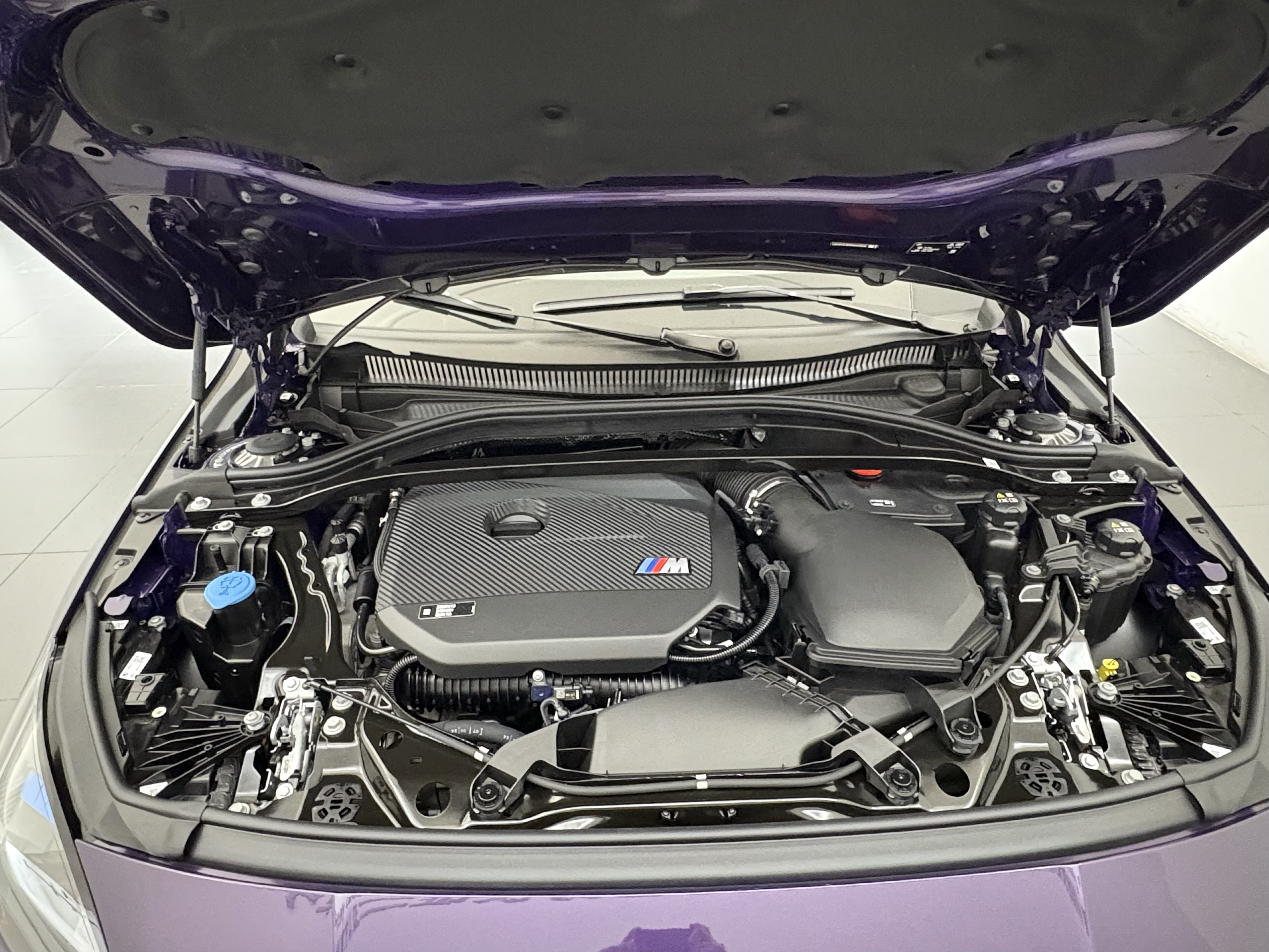 BMW M235L 2024 #11 BMW M235L 2024 car image #11