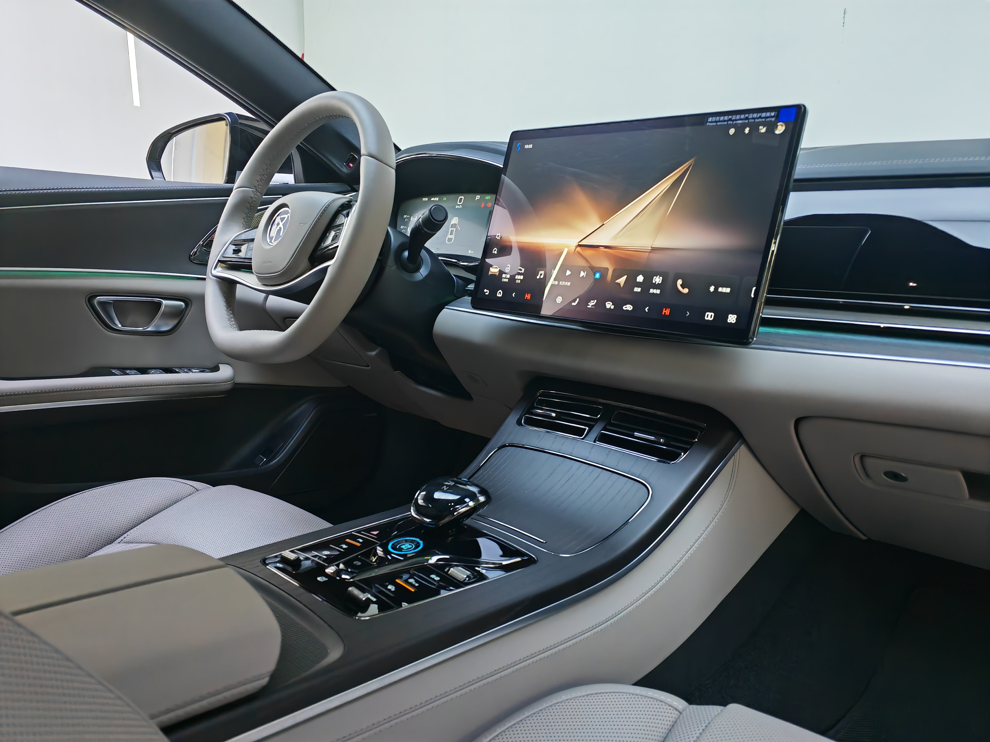 BYD Han 2025 #11 BYD Han 2025 car image #11