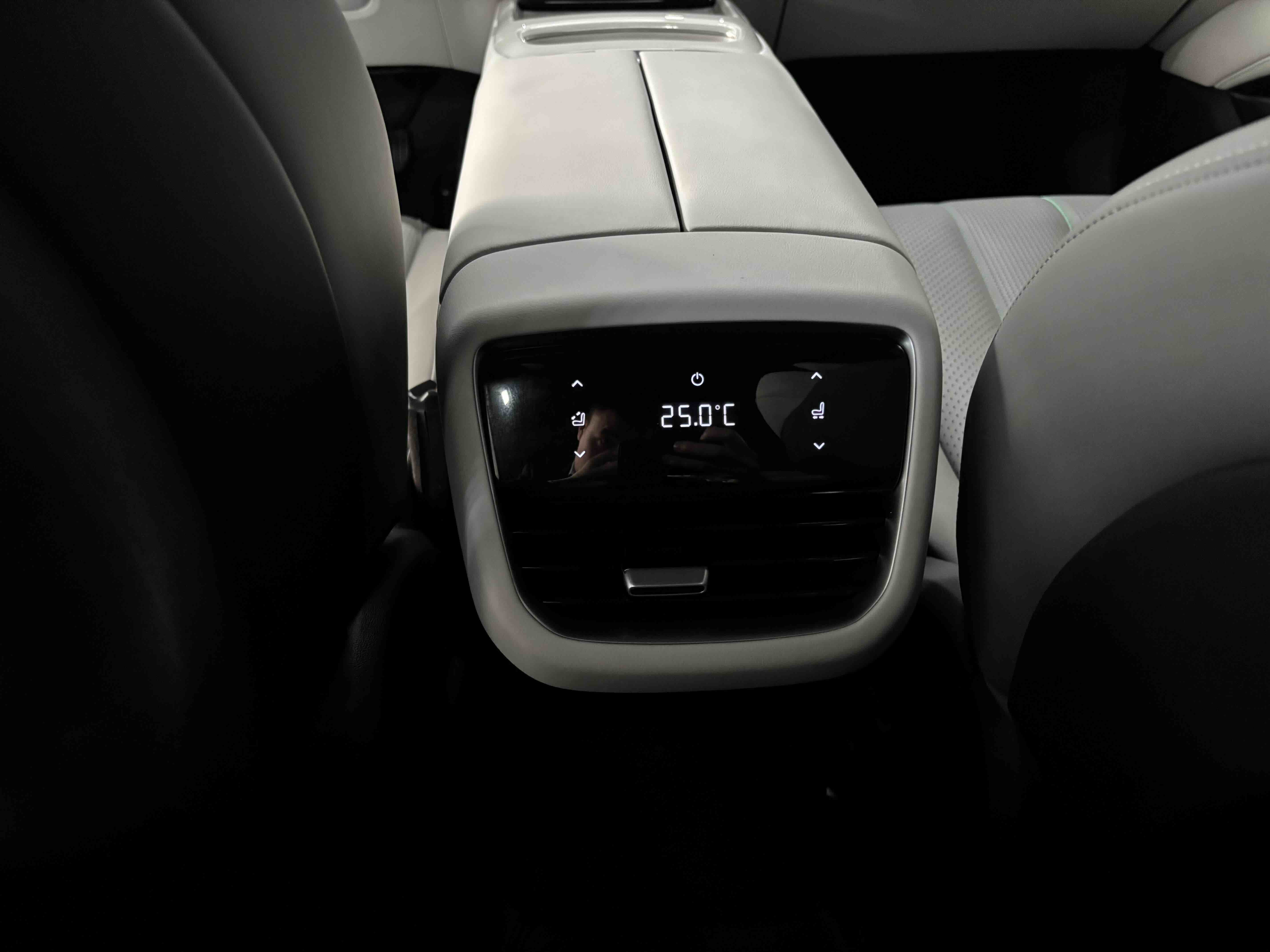 Deepal L07 2025 imagem de carro #11