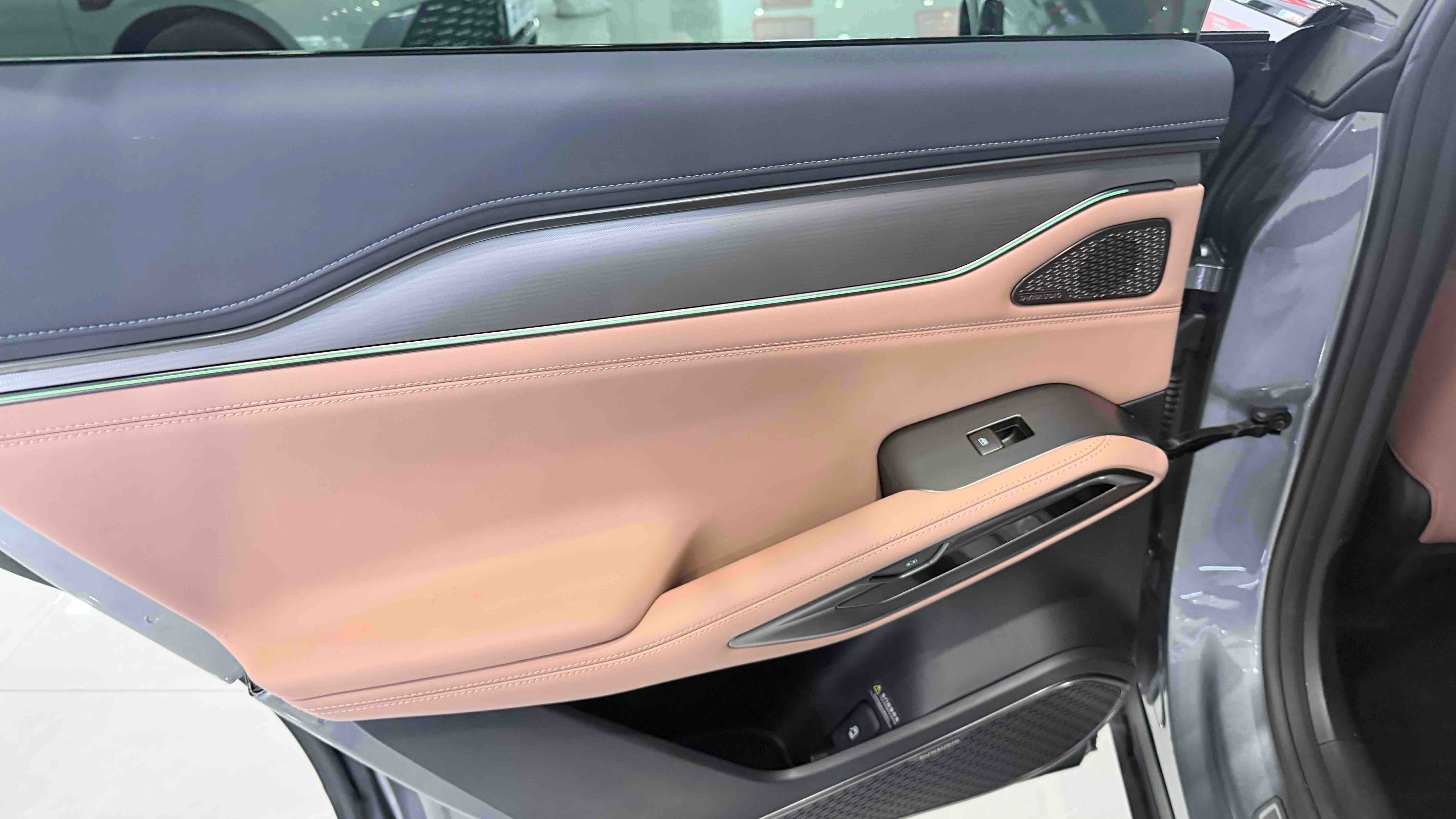 BYD SongL EV 2025 car image #11