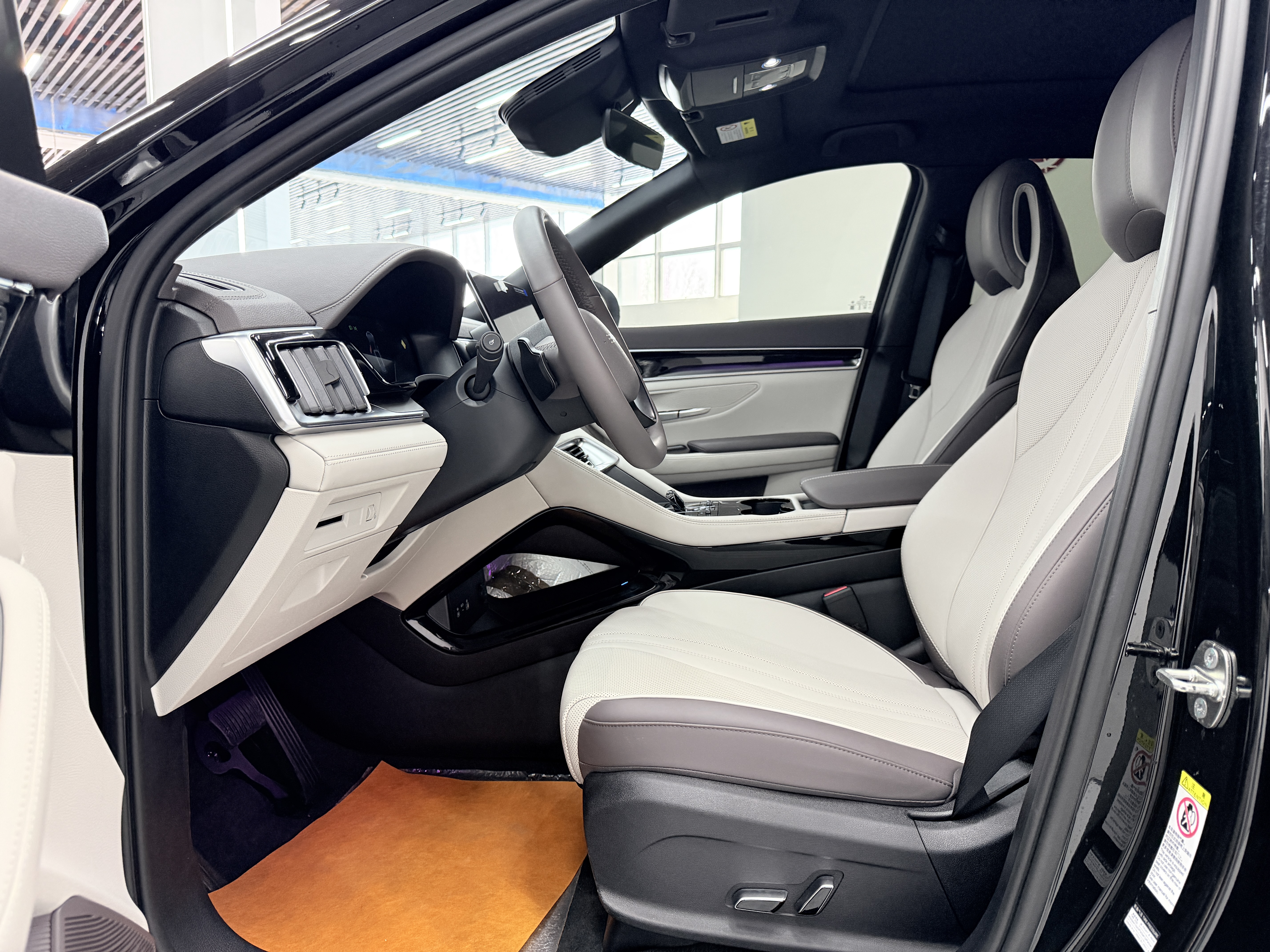 BYD Song Plus New Energy 2025 #11 BYD Song Plus New Energy 2025 car image #11