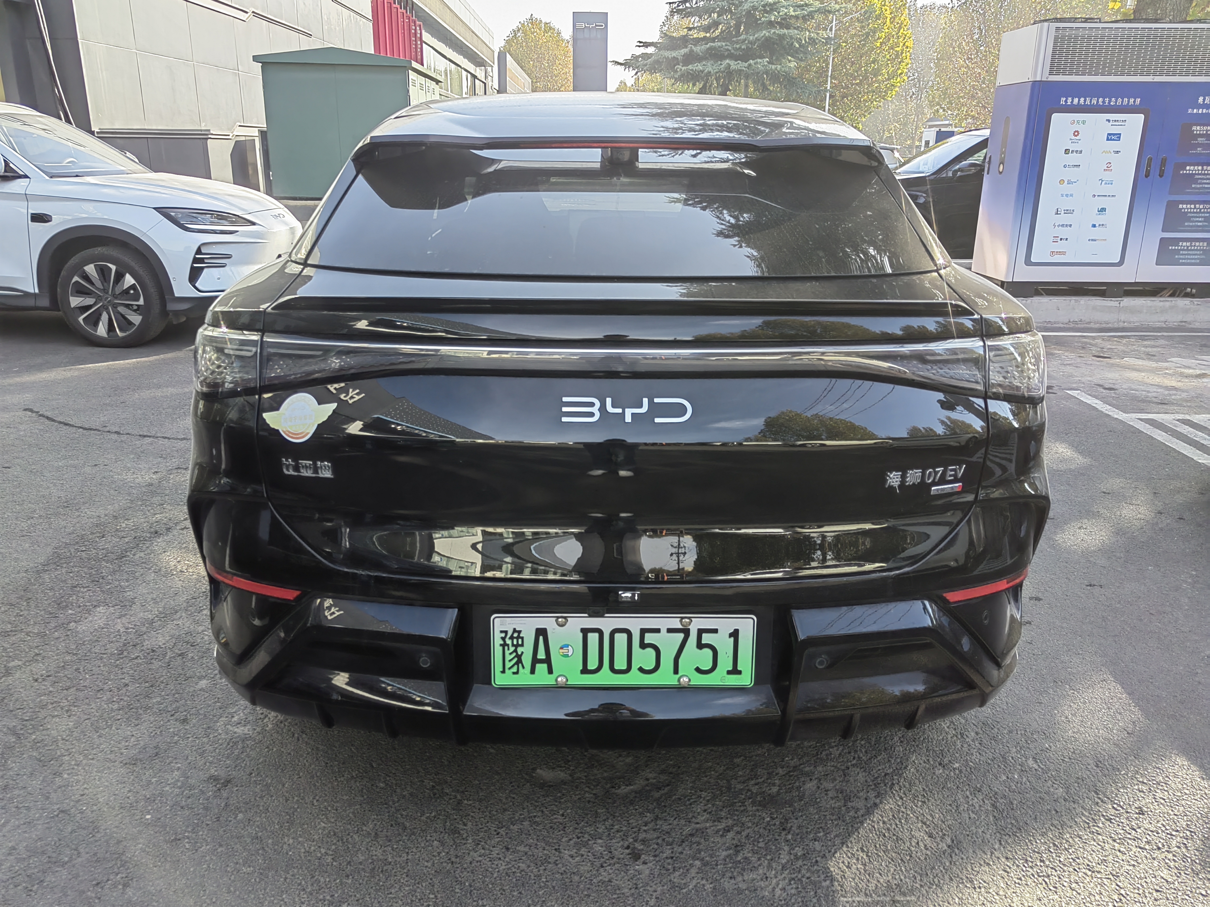 BYD Sea Lion 07 EV 2025 #11 BYD Sea Lion 07 EV 2025 car image #11