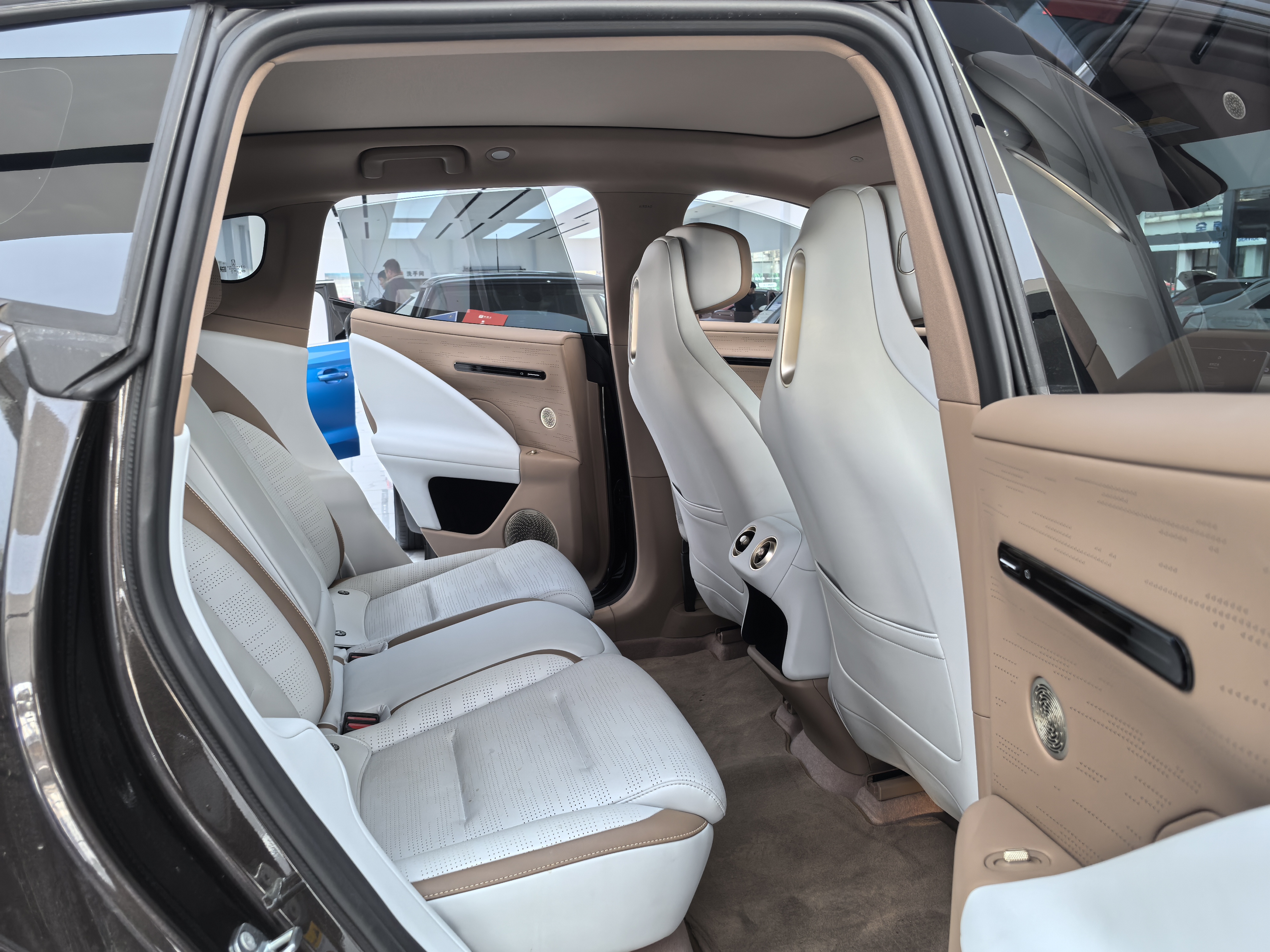 Avatr 07 2025 #11 Avatr 07 2025 car image #11