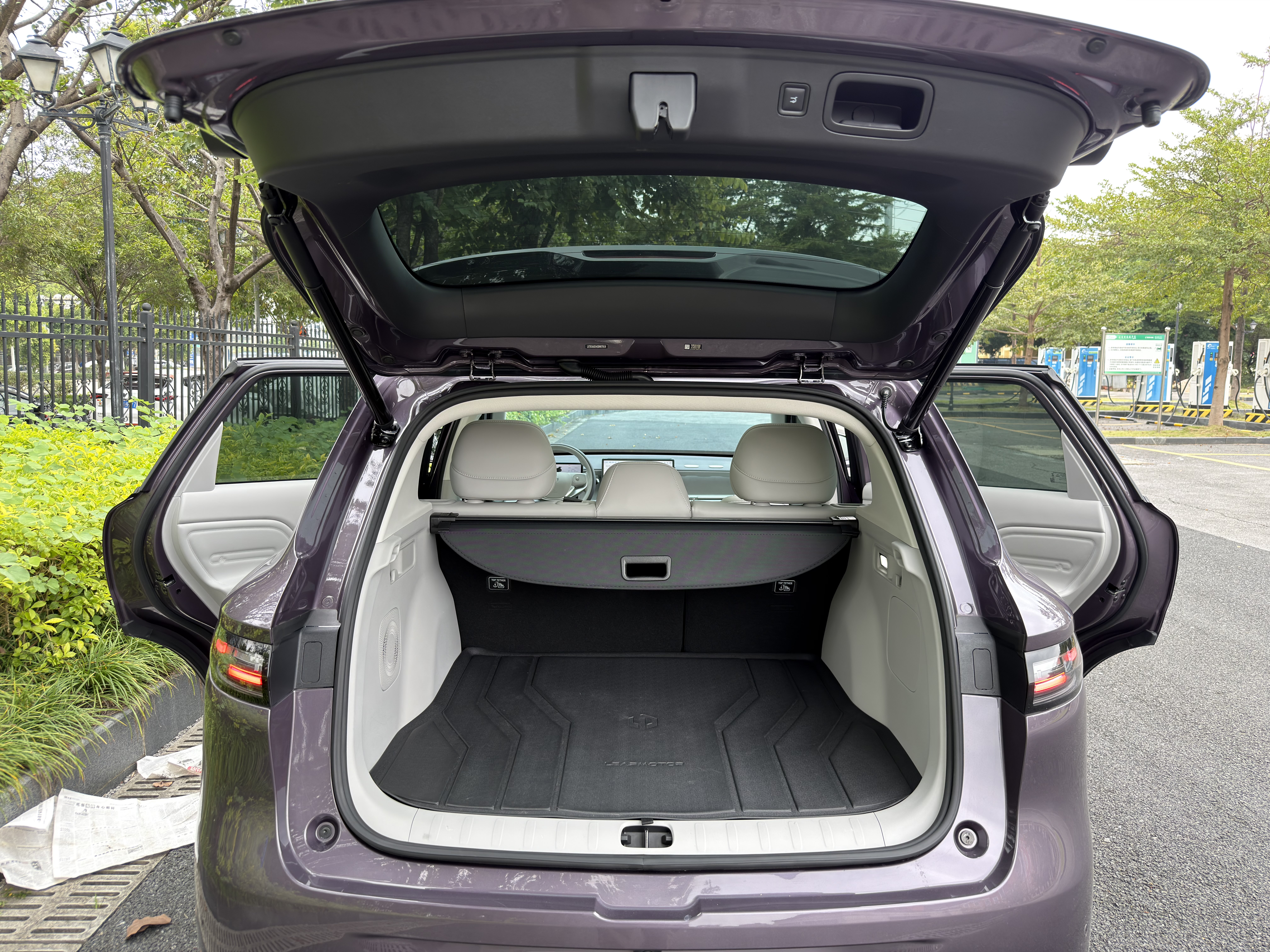 零跑汽车 零跑B10 2025 汽车图片 #11