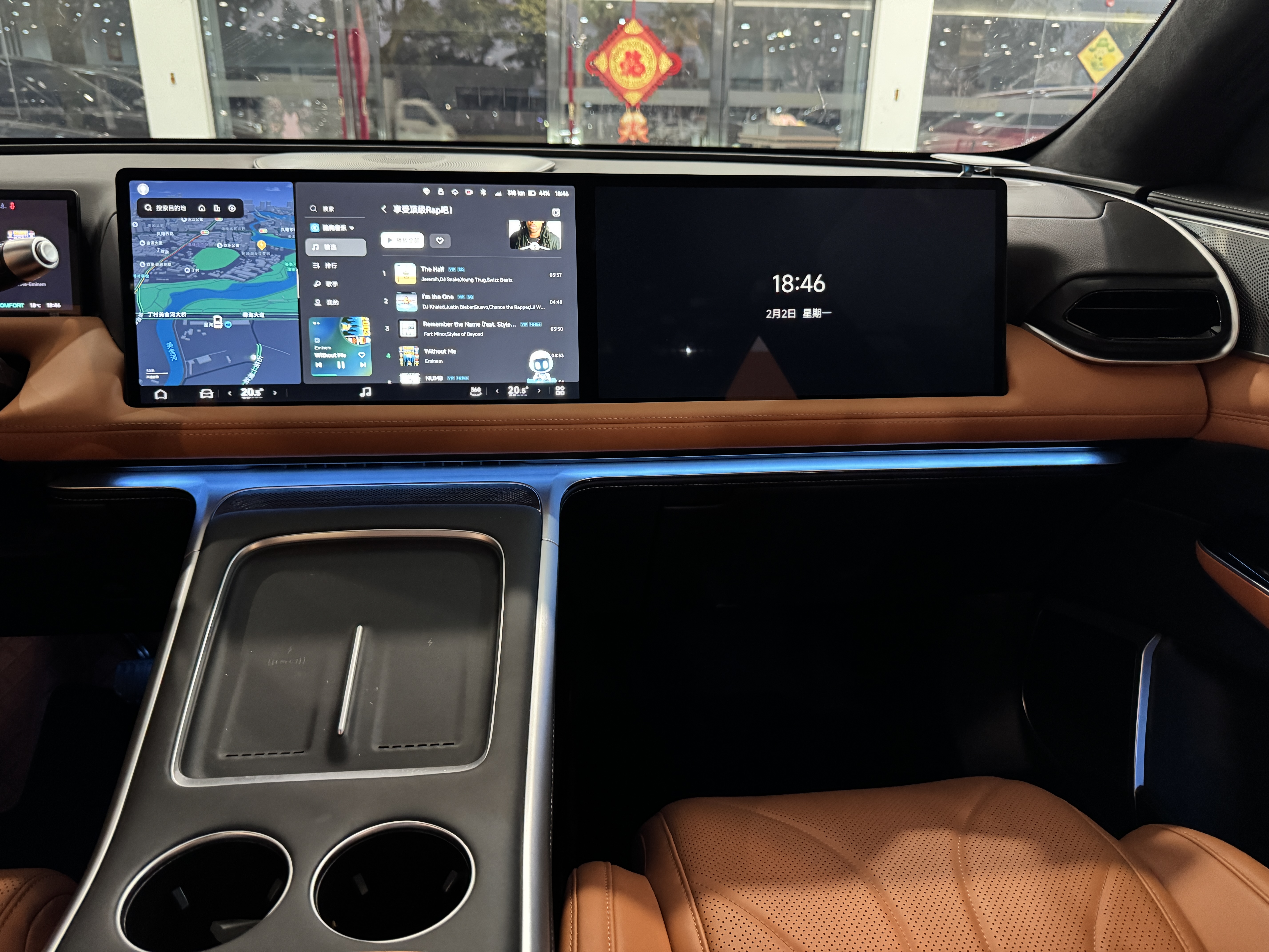 Xpeng G9 2025 car image #11