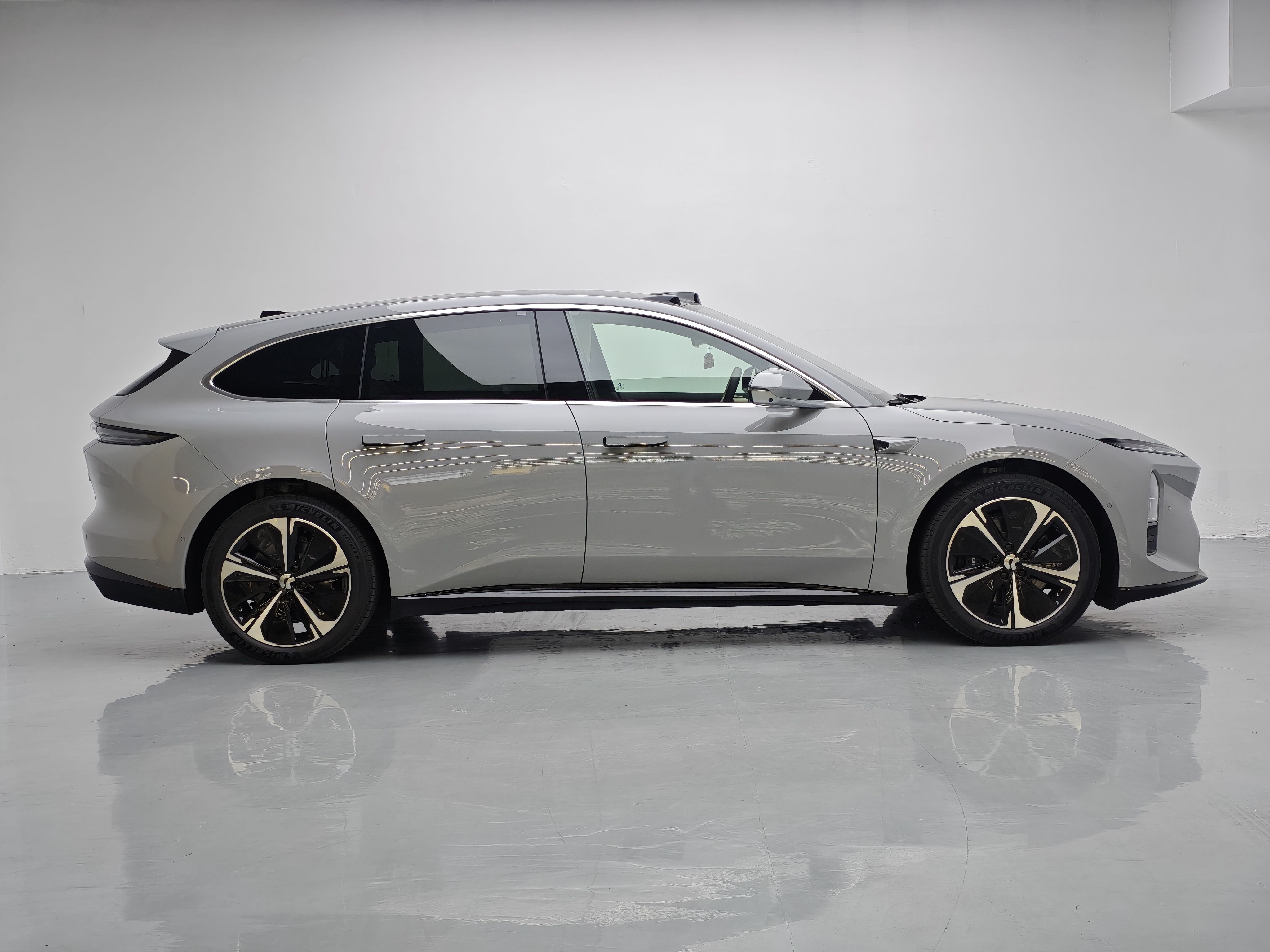 蔚来 蔚来ET5T 2026 汽车图片 #11