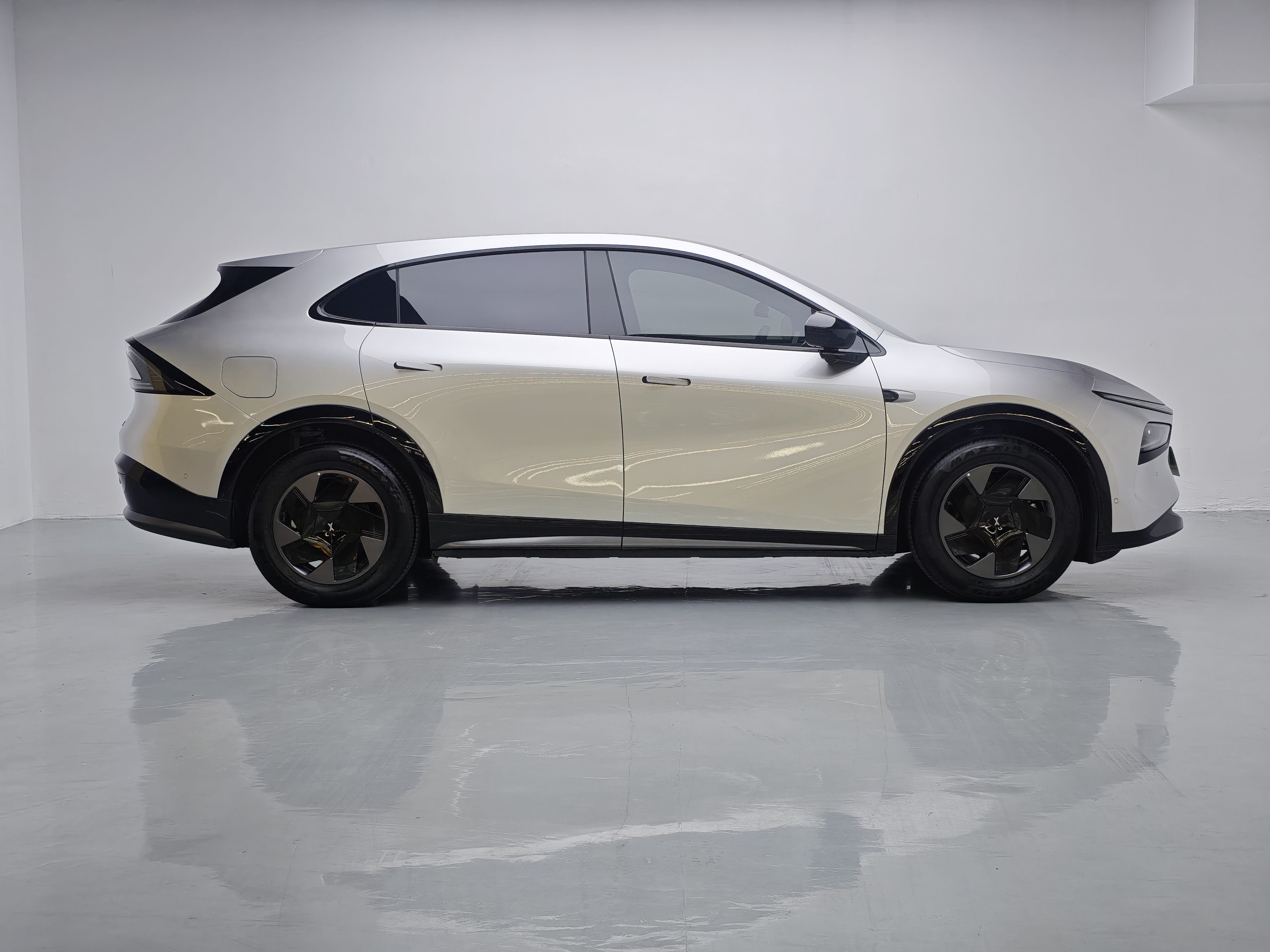 Xpeng G7 2025 #11 Xpeng G7 2025 car image #11