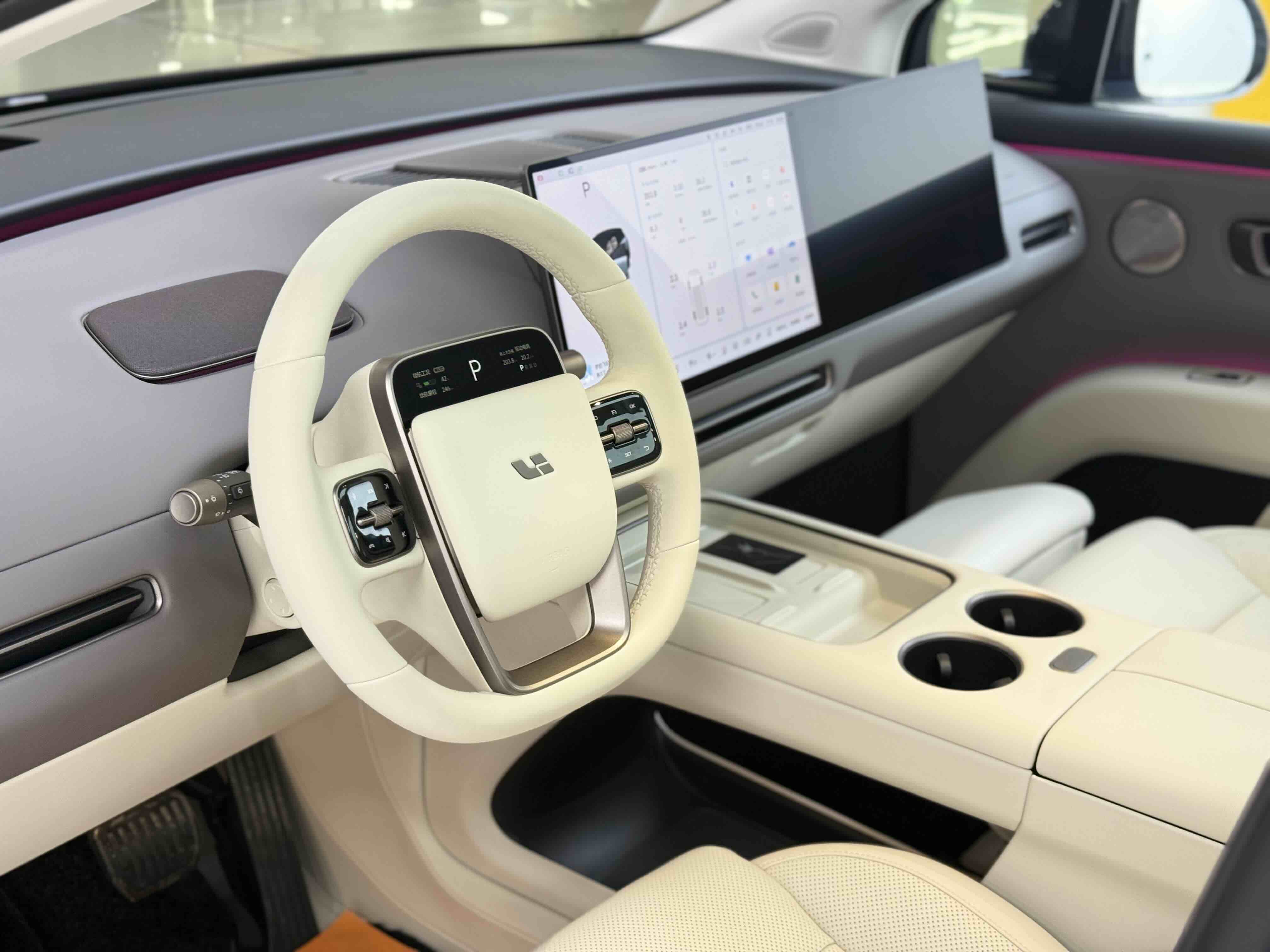 理想汽车 理想i6 2025 汽车图片 #11