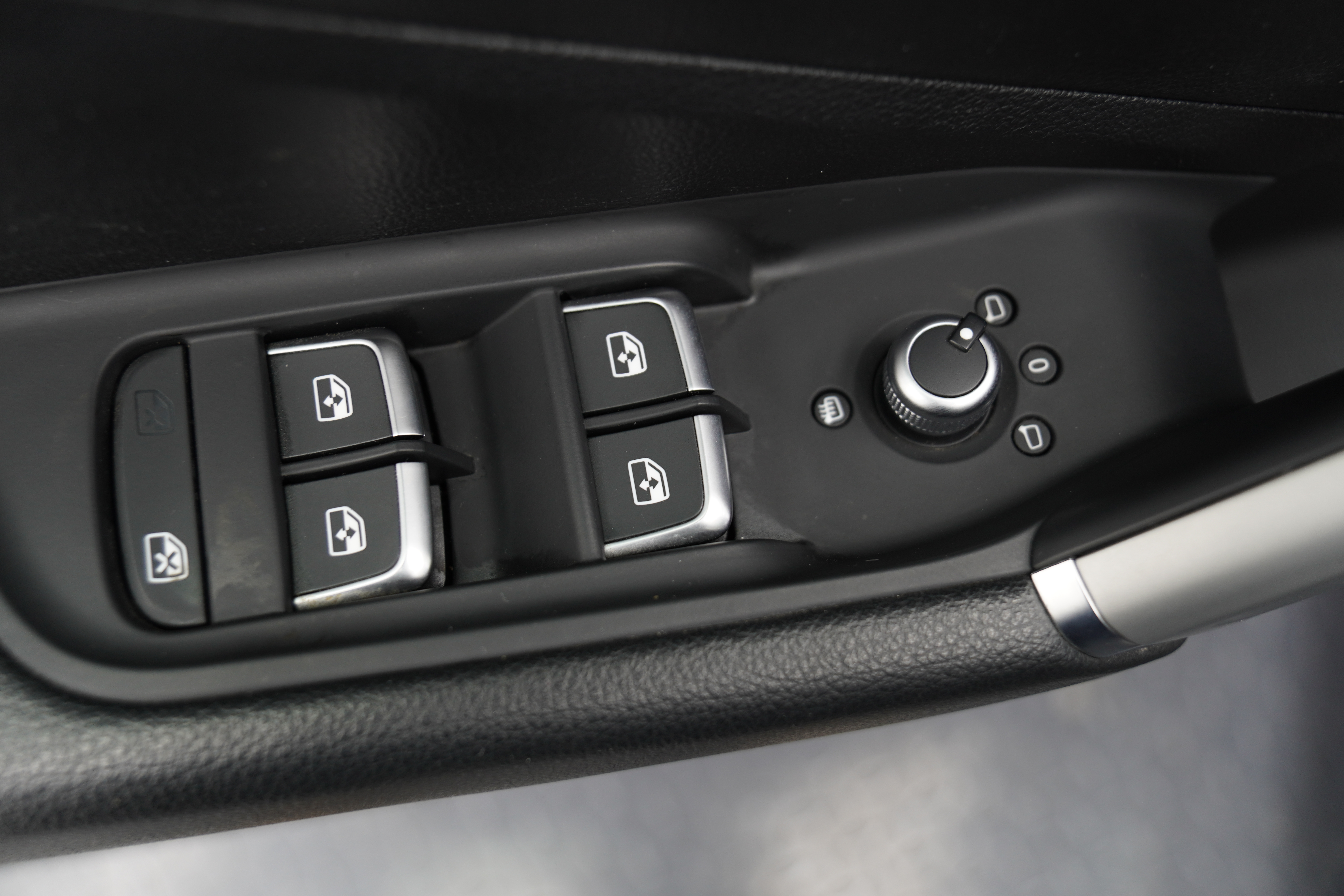 Q2L 2021 #11 Q2L 2021 car image #11