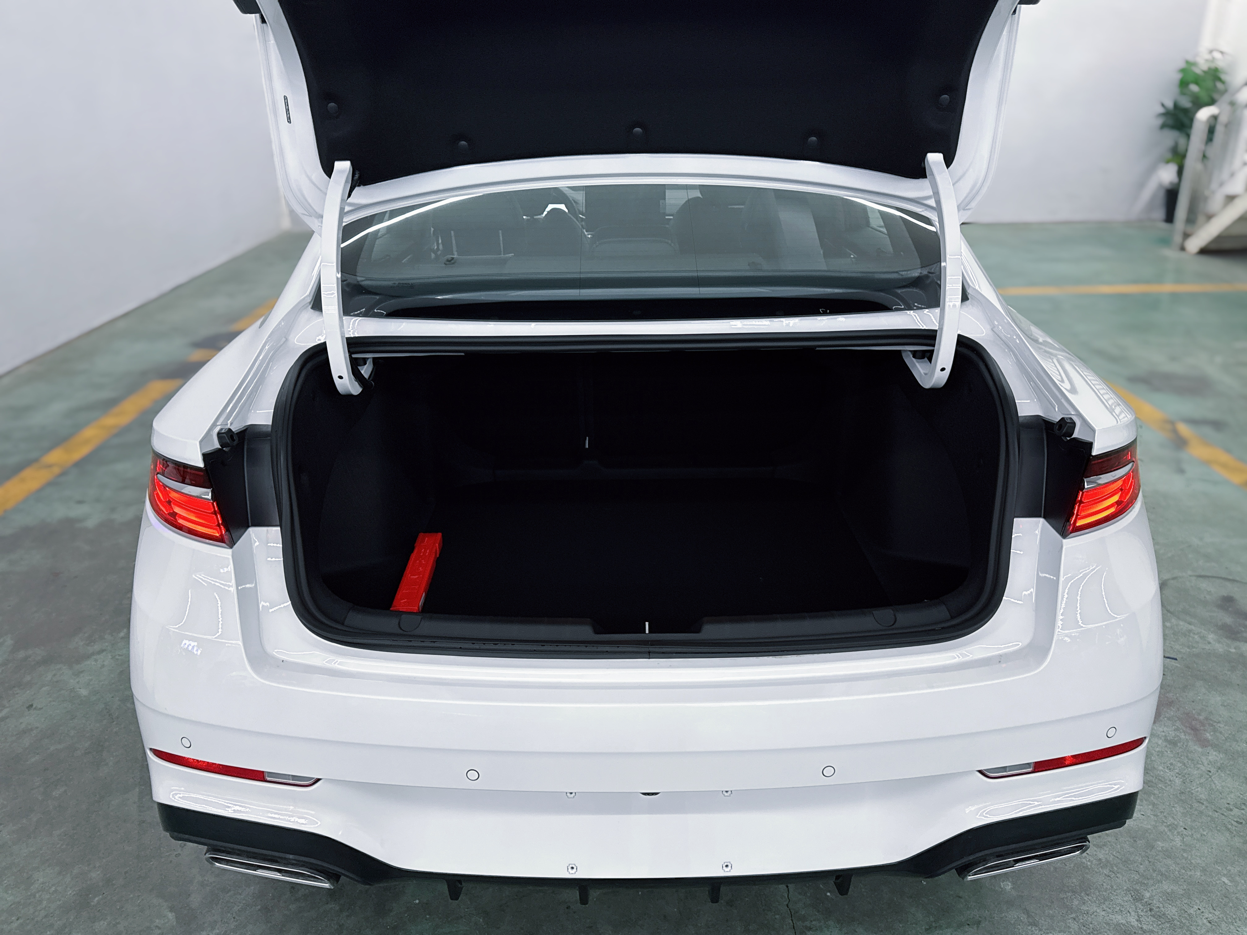 Preface 2026 #11 Preface 2026 immagine di auto #11