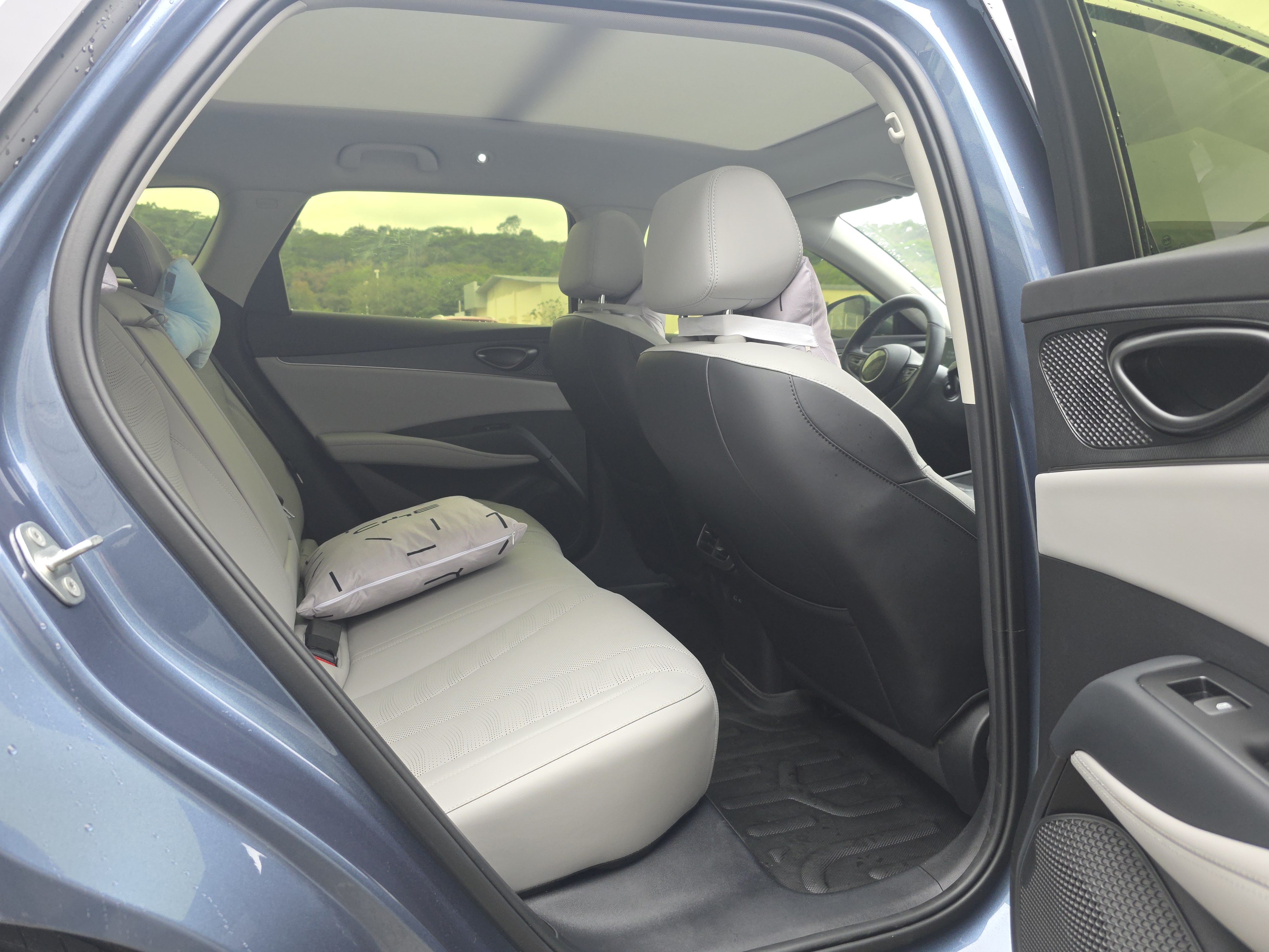 BYD Seal 06 DM-i 2025 car image #11