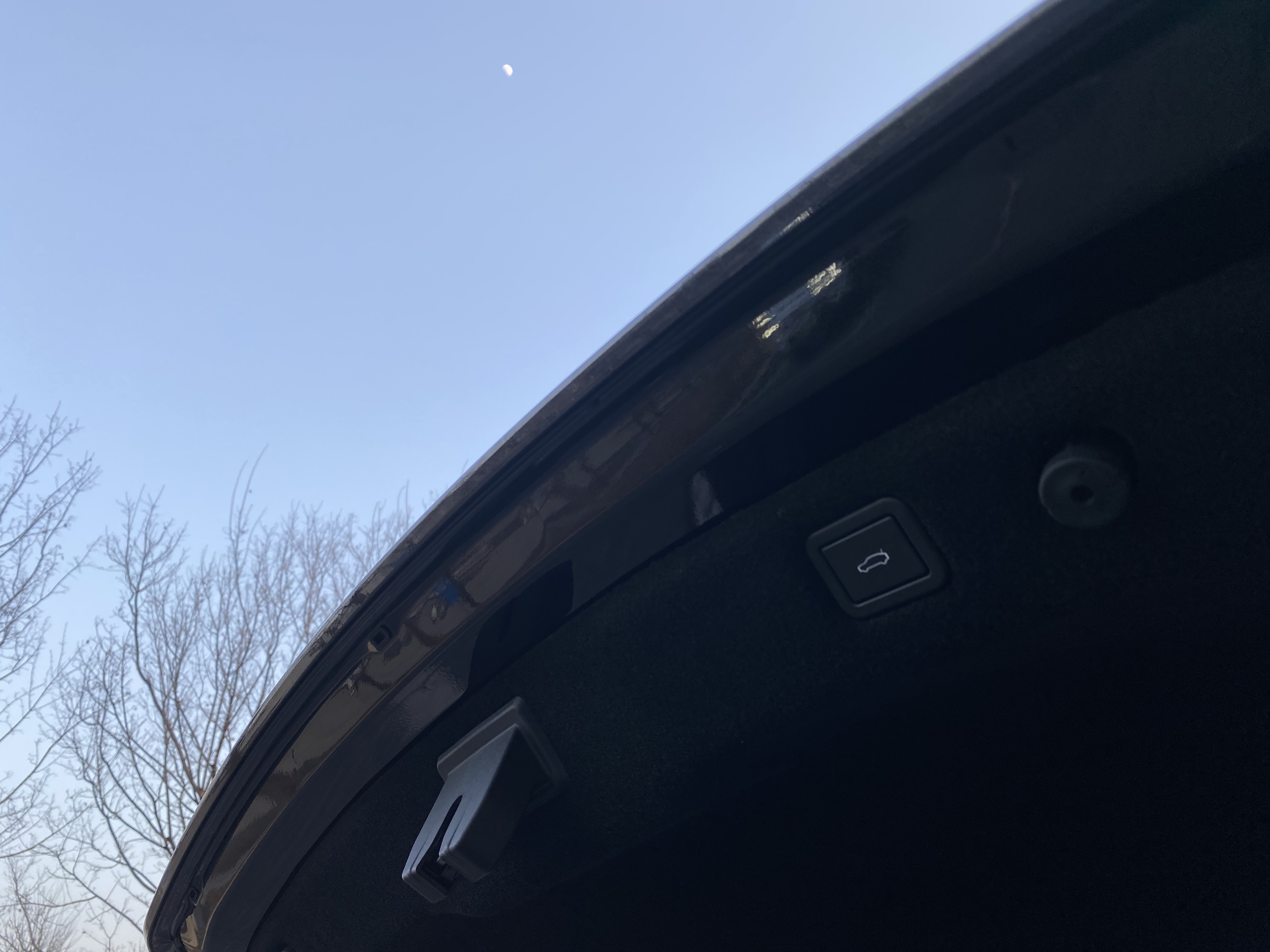 Avatr 06 2026 car image #11