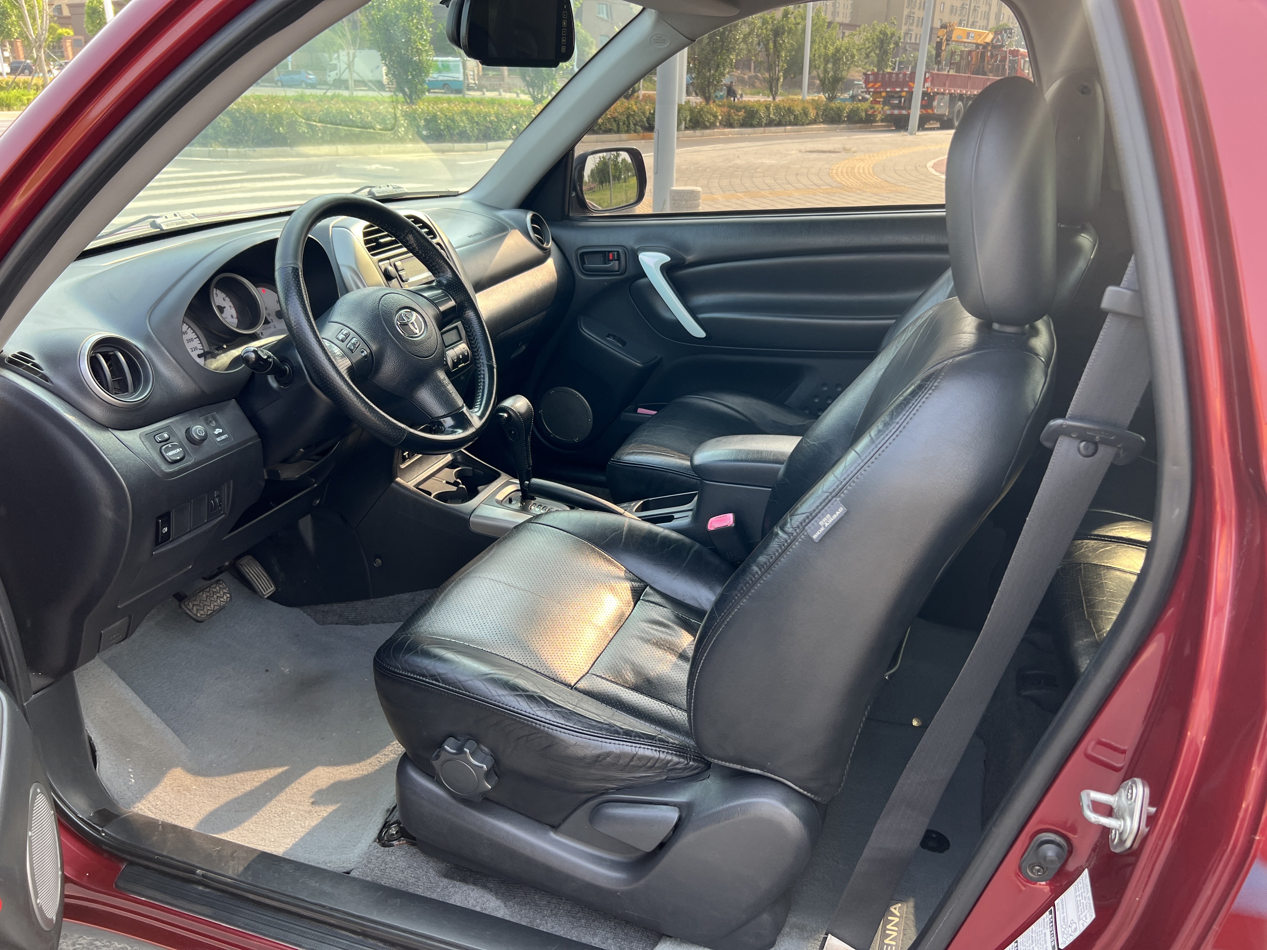 Toyota RAV4 (Imported) 2004 #11 Toyota RAV4 (Imported) 2004 immagine di auto #11