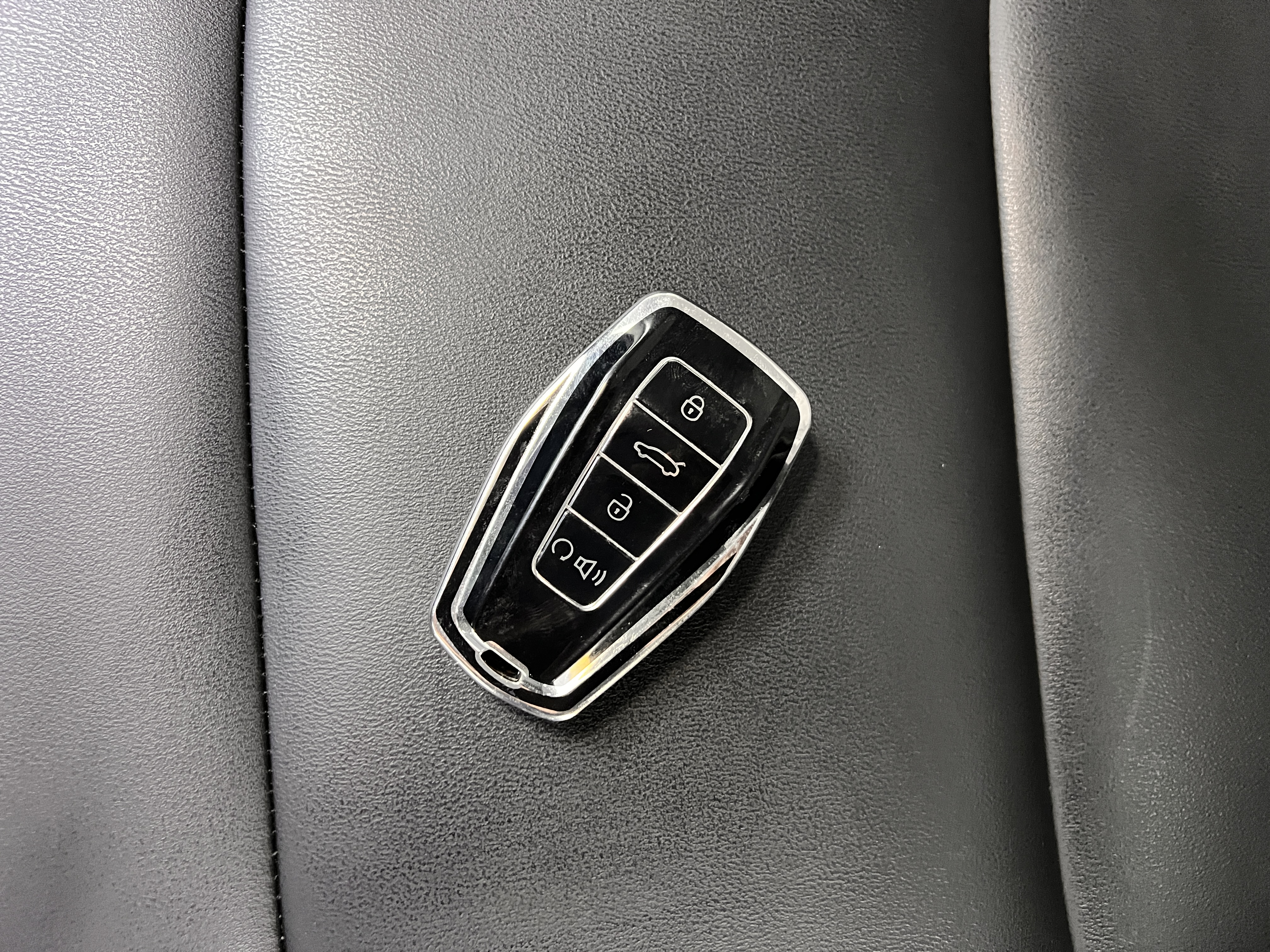 GEELY 2025 car image #11