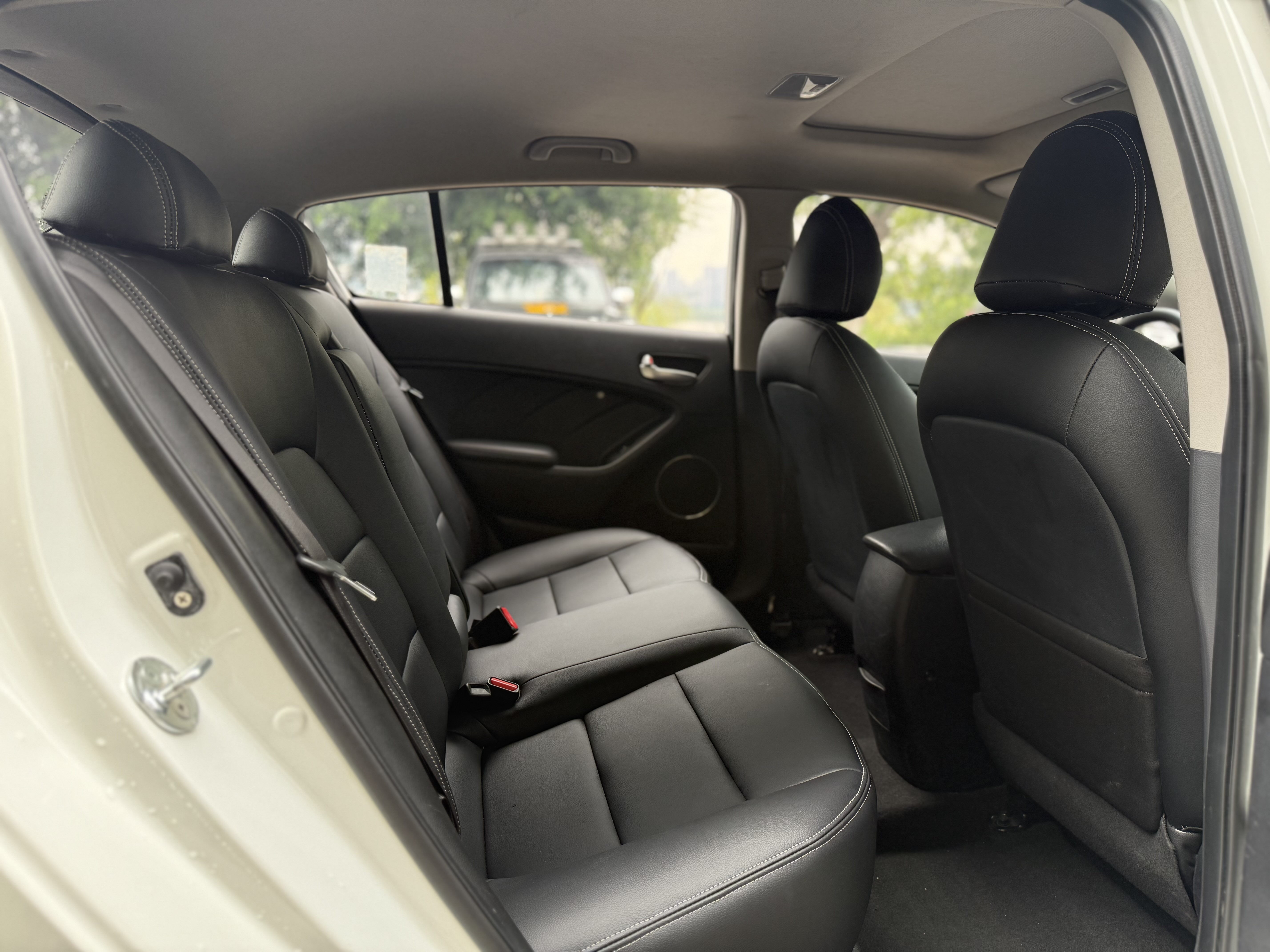 Kia Forte Koup 2014 imagen de coche #11