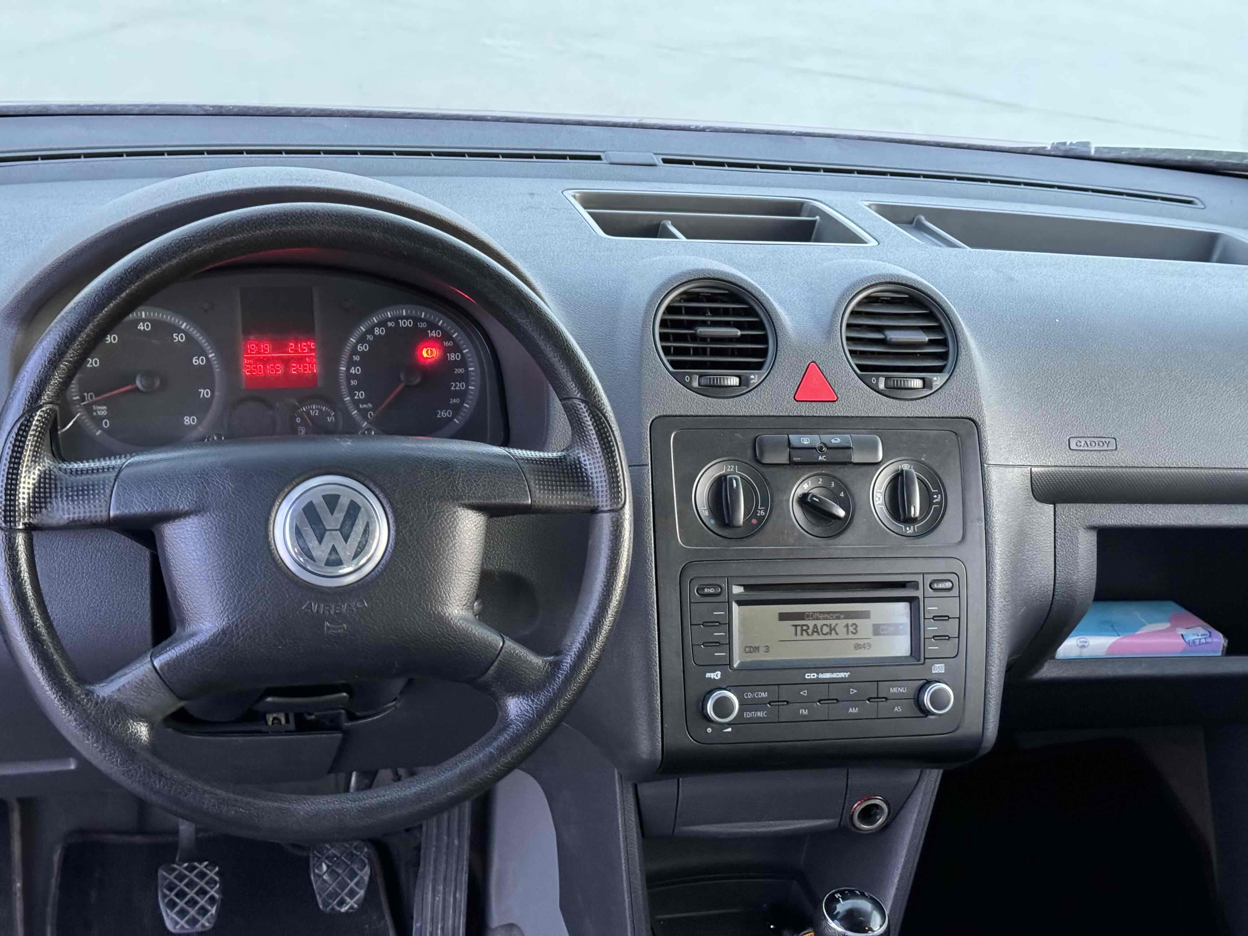 Volkswagen Caddy 2007 immagine di auto #11