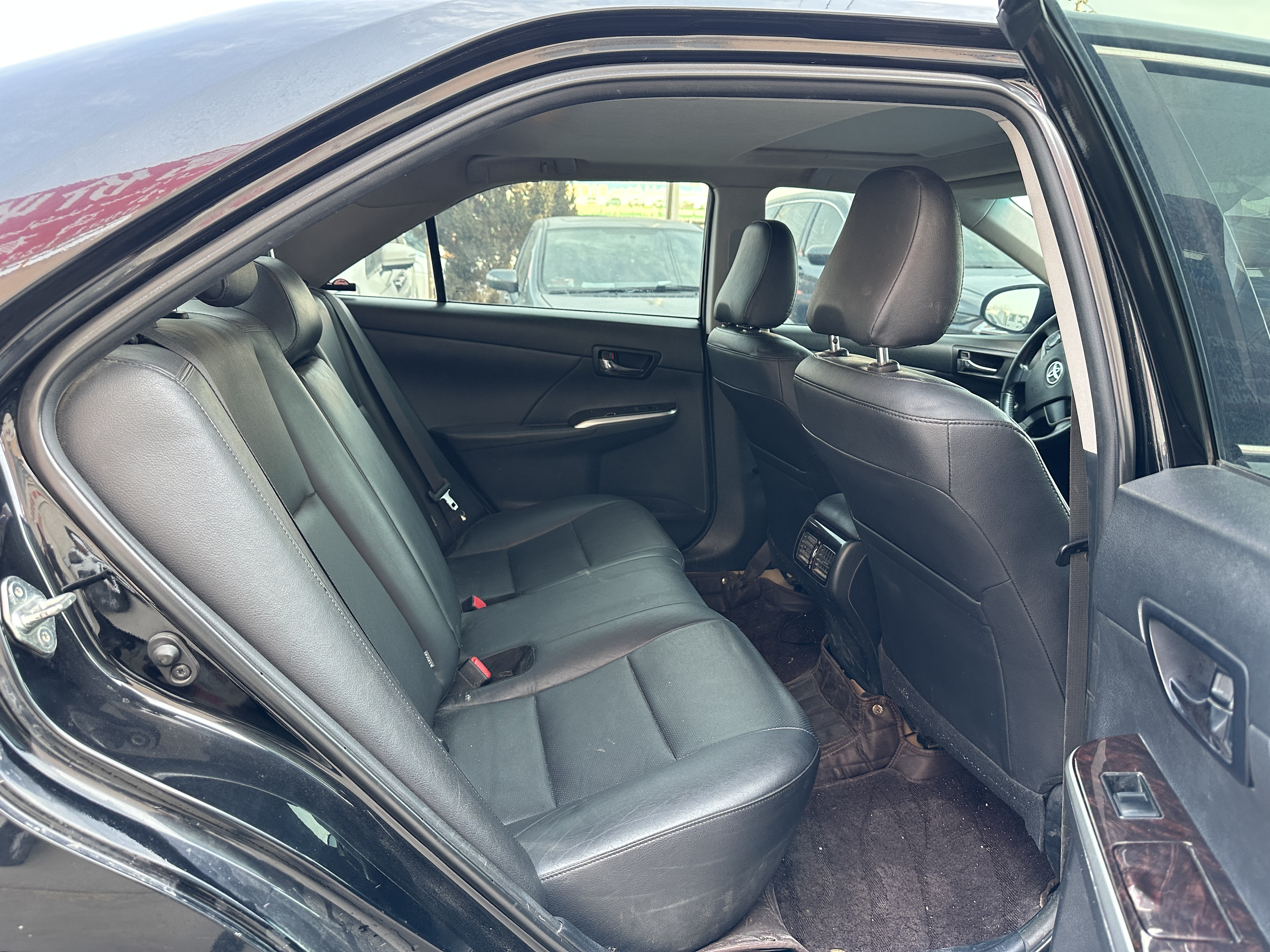 Toyota Camry 2015 car image #11