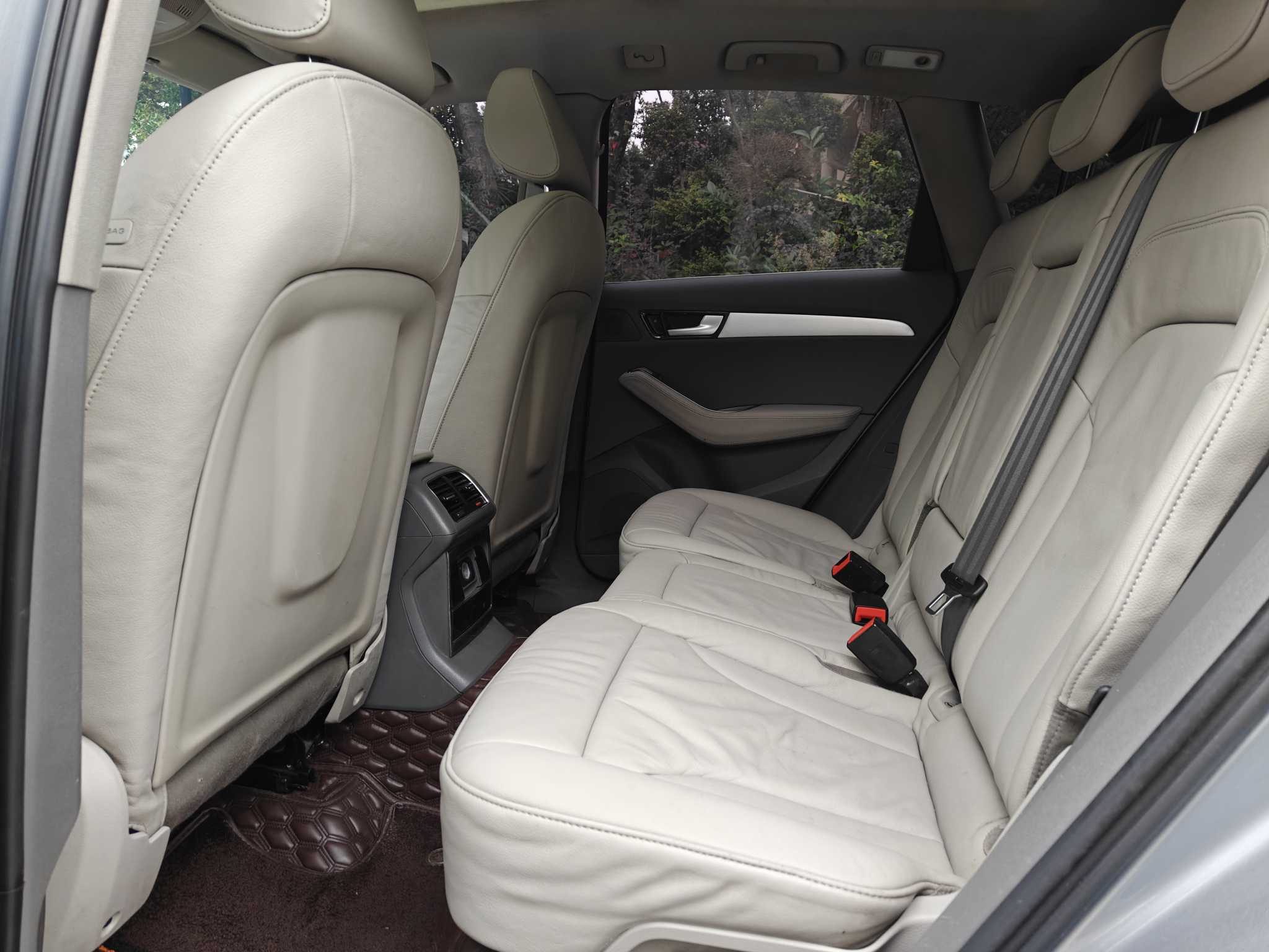 Audi Q5 (Imported) 2012 #11 Audi Q5 (Imported) 2012 car image #11