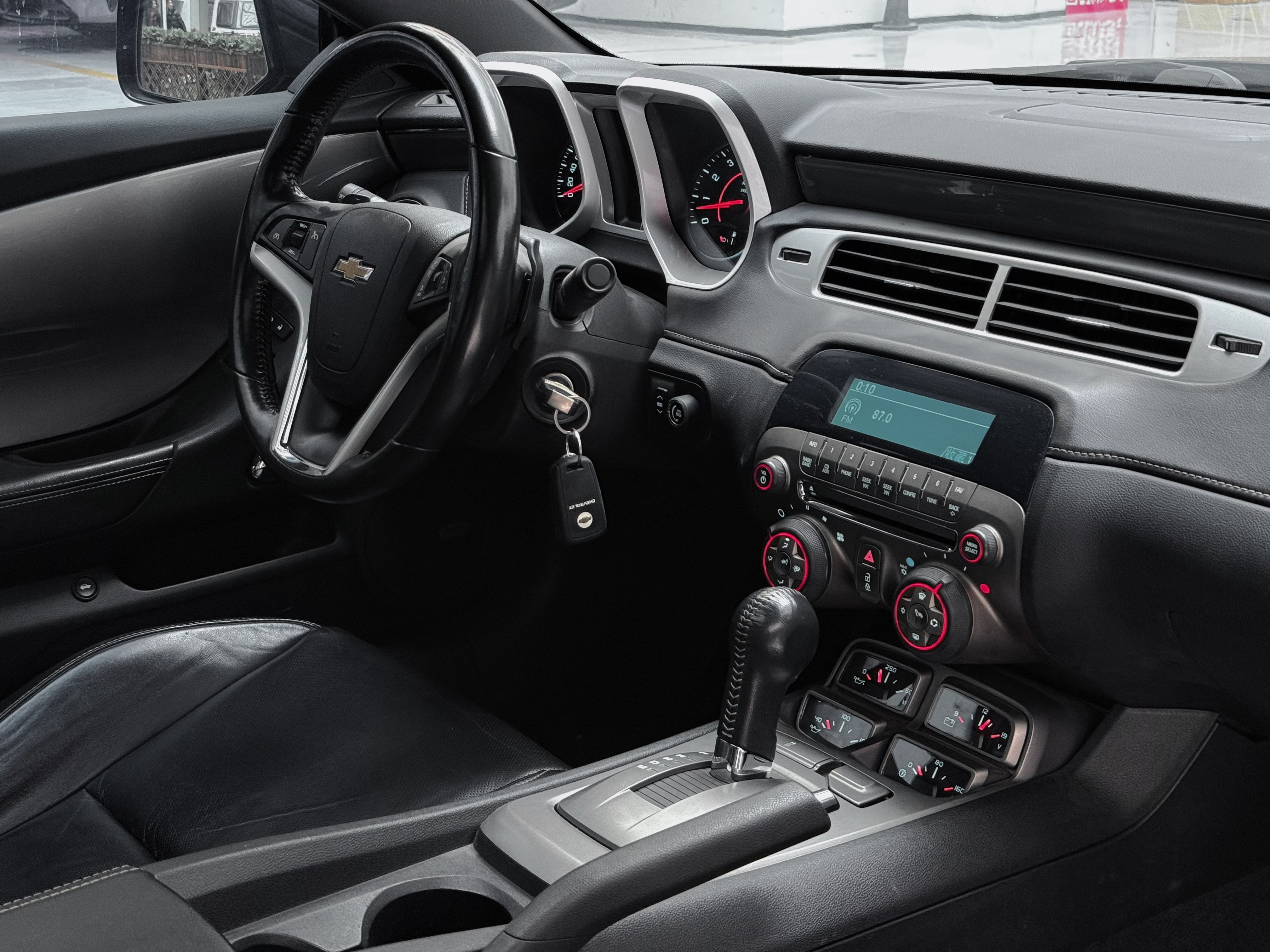 Chevrolet Camaro 2014 immagine di auto #11