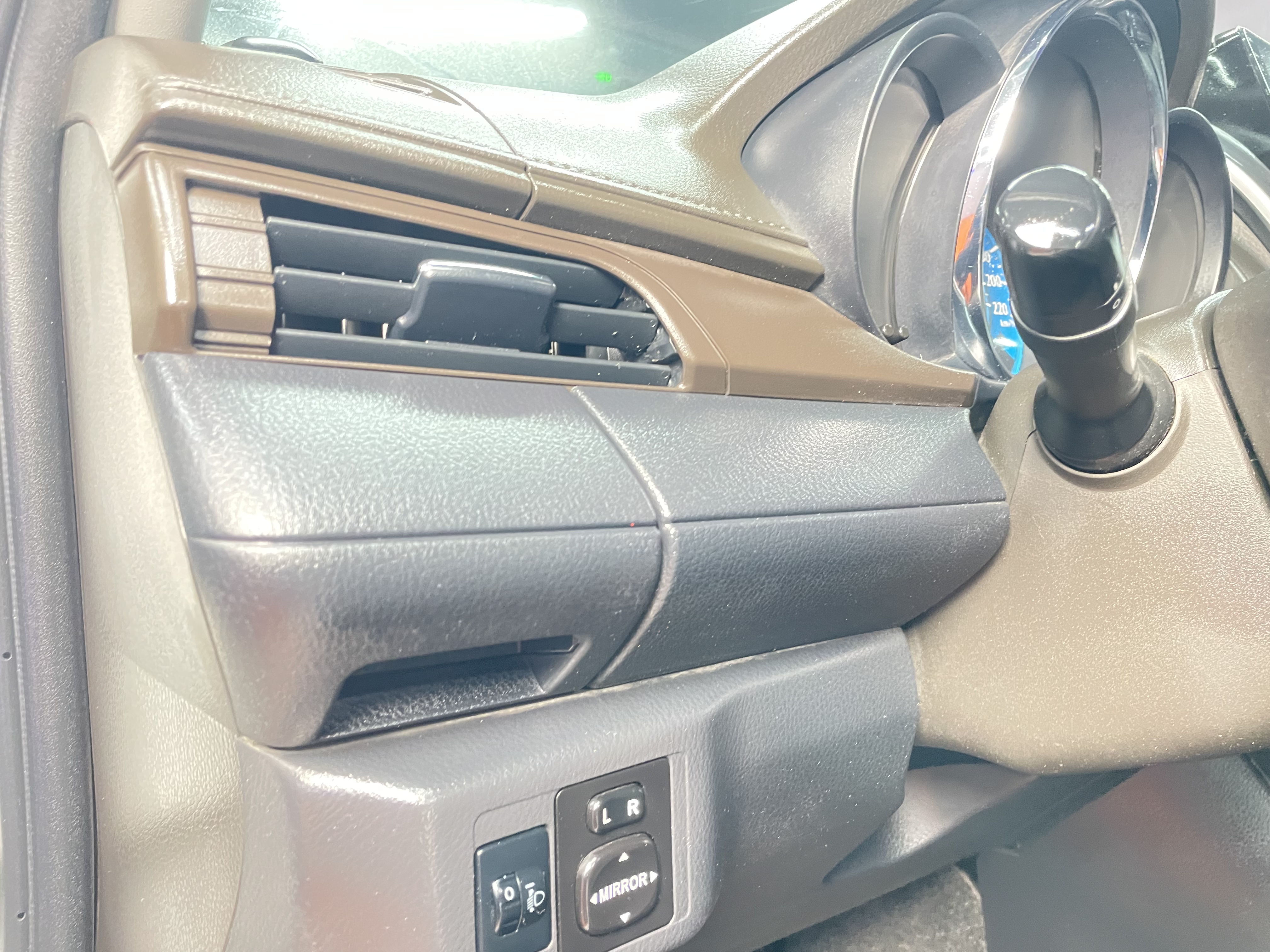 Yaris L Zhixuan 2015 #11 Yaris L Zhixuan 2015 car image #11