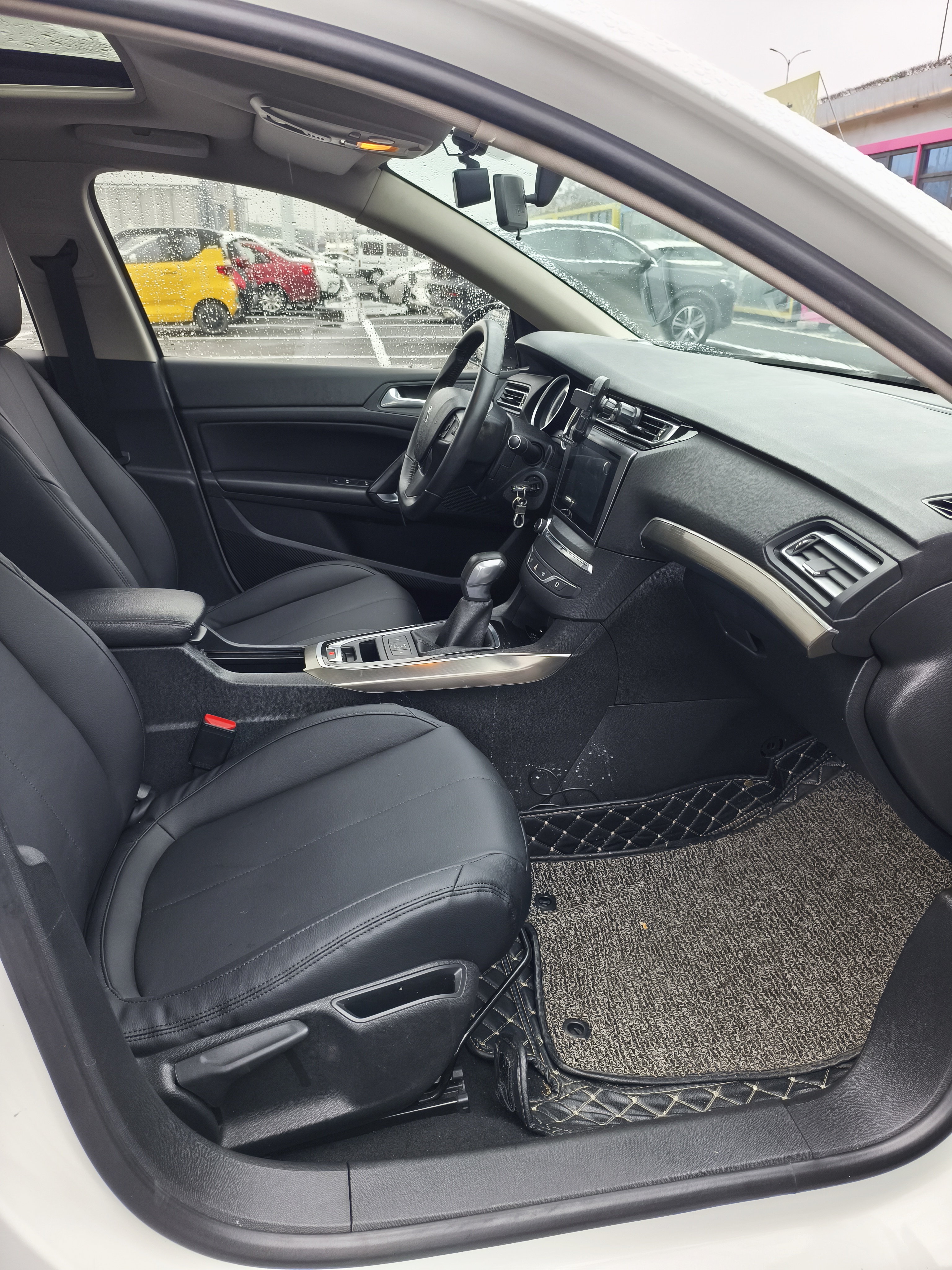 Peugeot 408 2015 #11 Peugeot 408 2015 car image #11