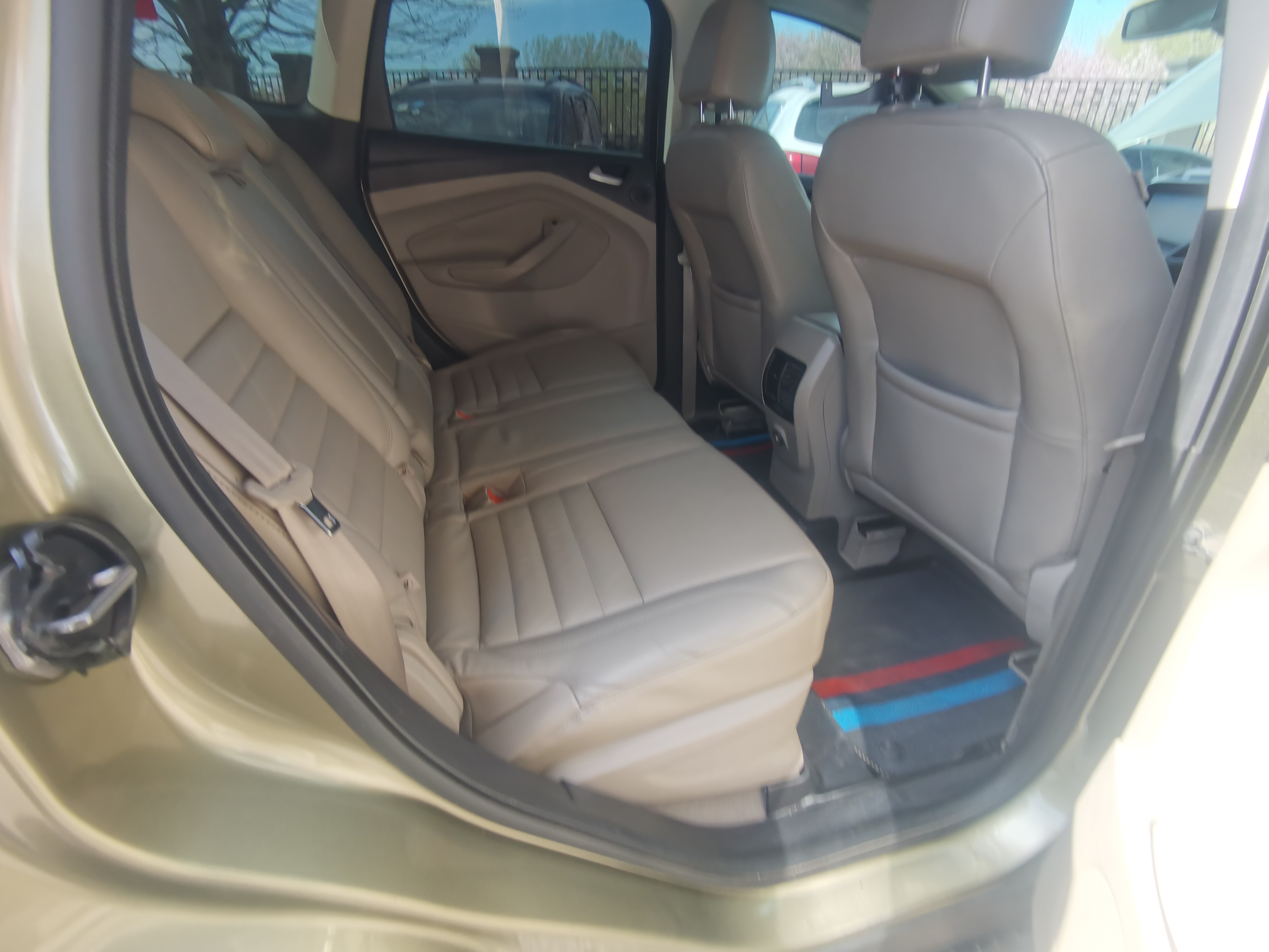 Ford Kuga 2015 #11 Ford Kuga 2015 car image #11