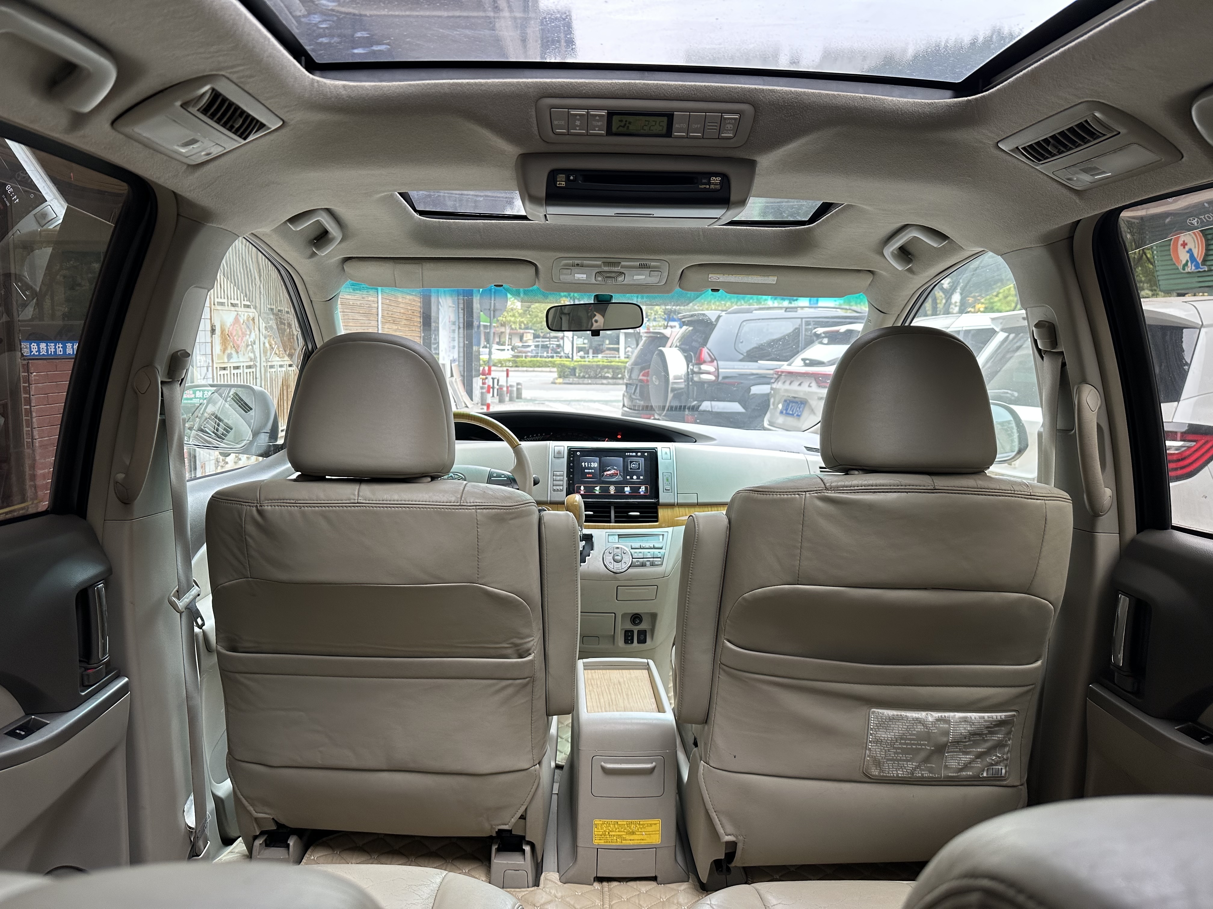 Toyota Previa 2007 car image #11