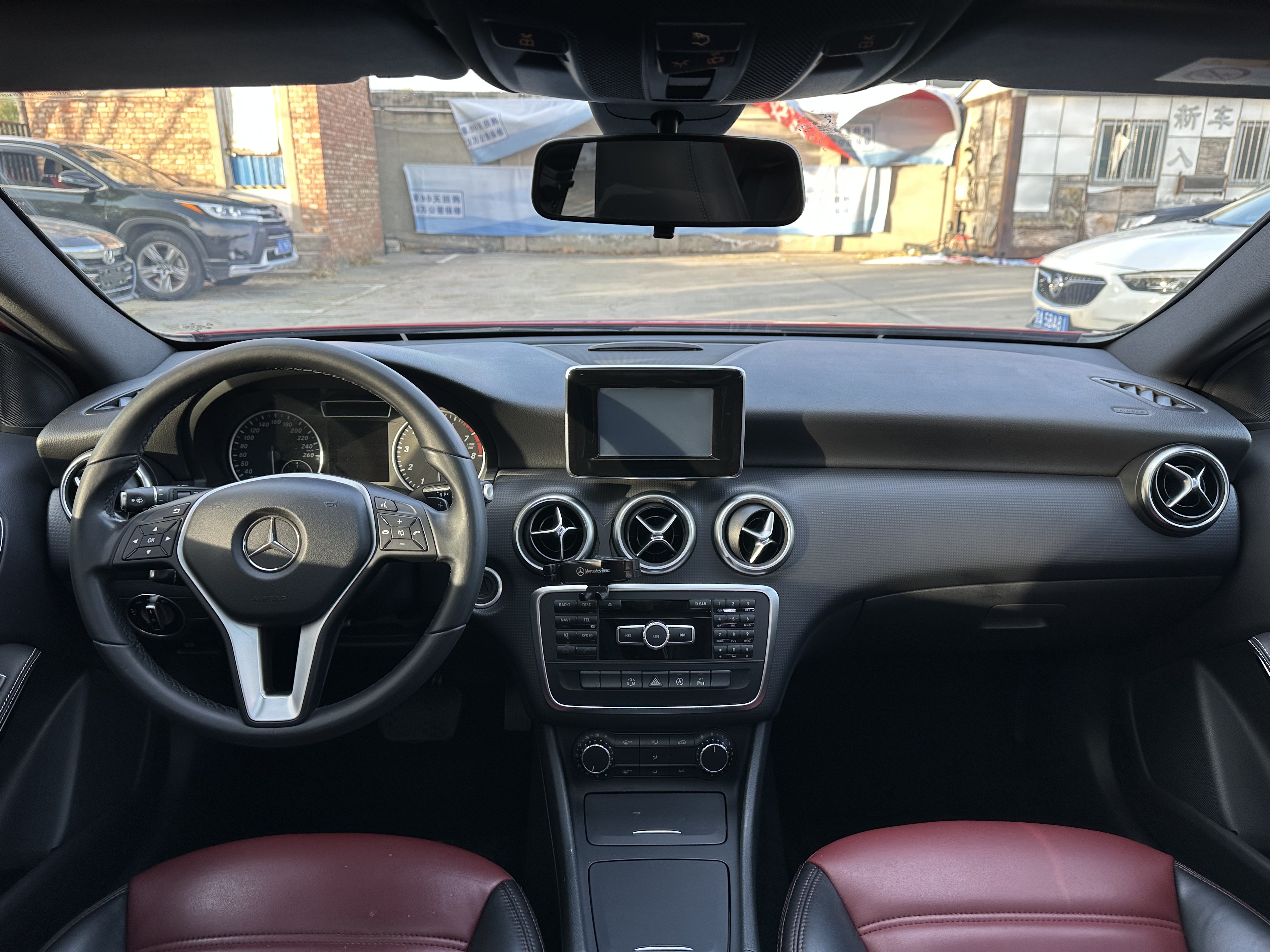 Toyota Sienna 2015 #11 Toyota Sienna 2015 car image #11