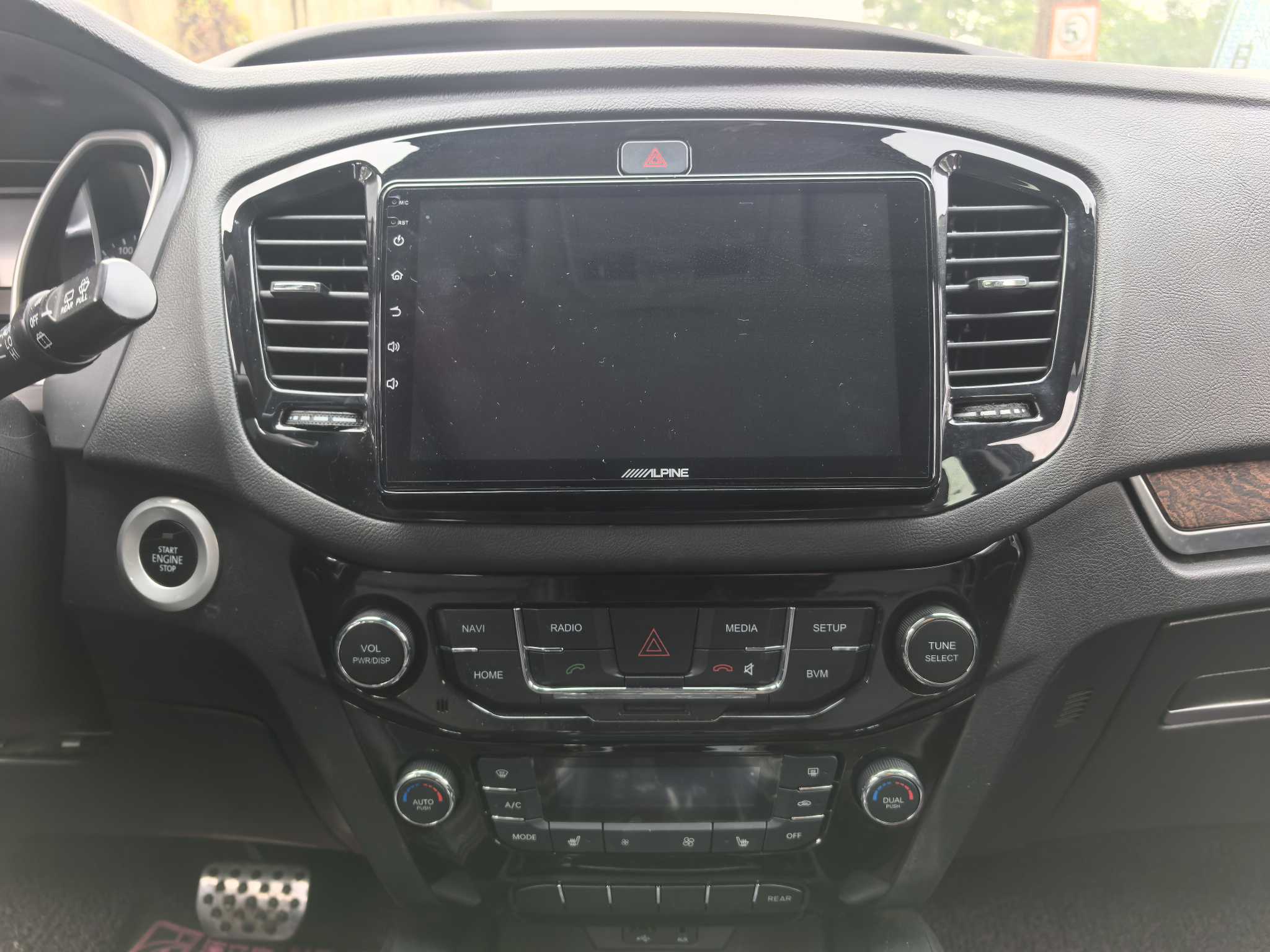 GEELY HaoQing 2015 car image #11