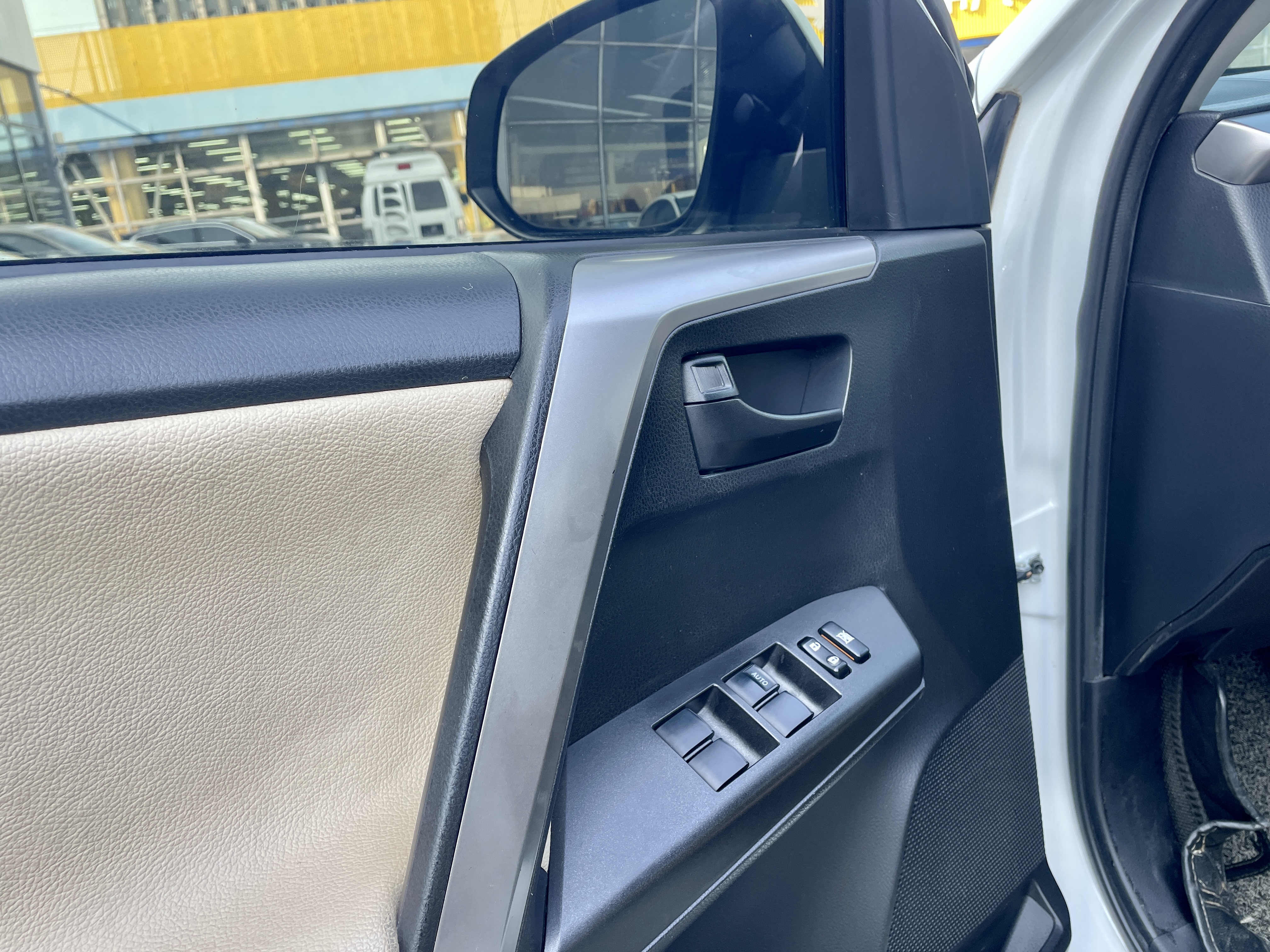 Toyota RAV4 2018 #11 Toyota RAV4 2018 car image #11