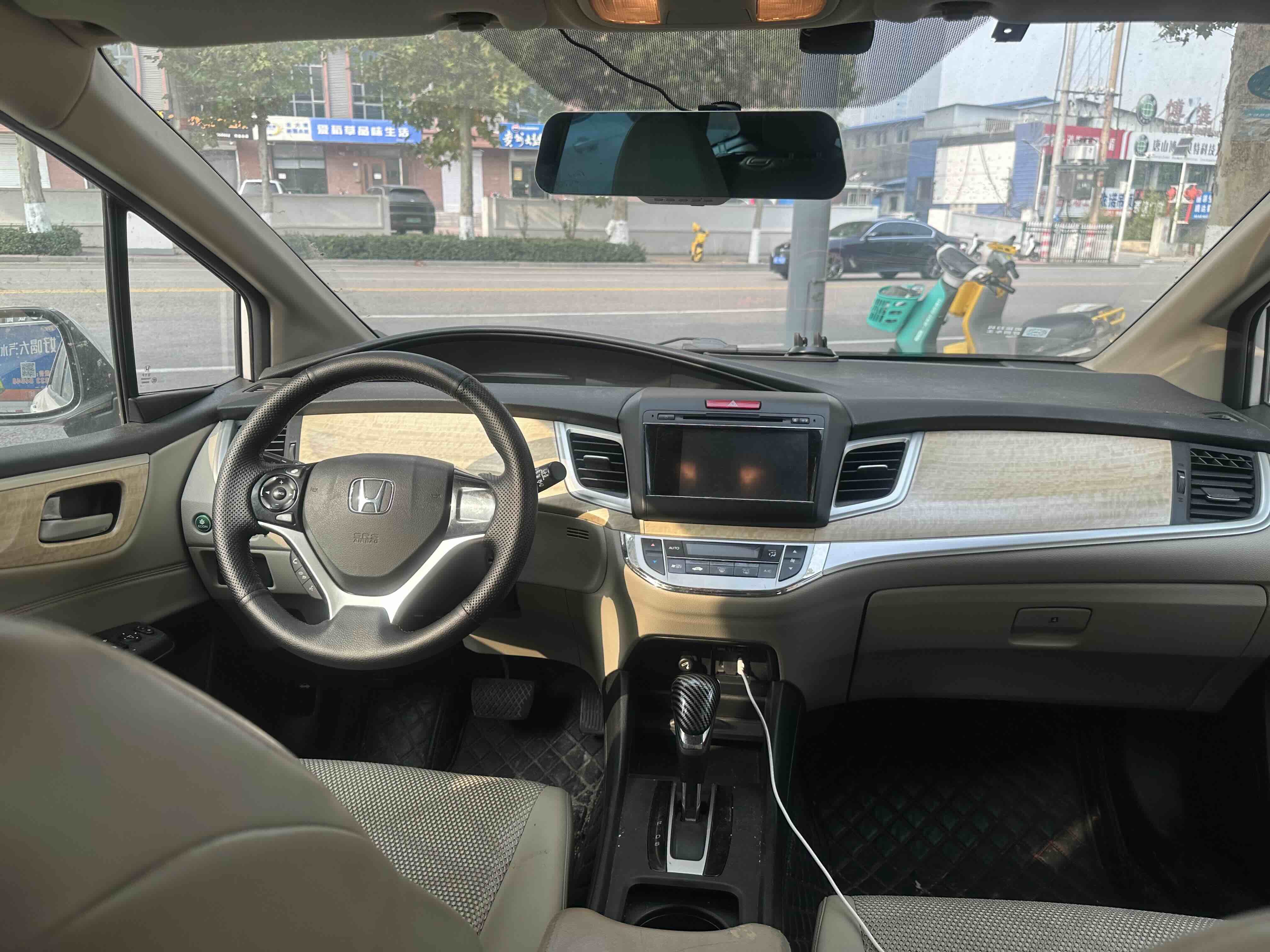 Honda Jade 2014 car image #11