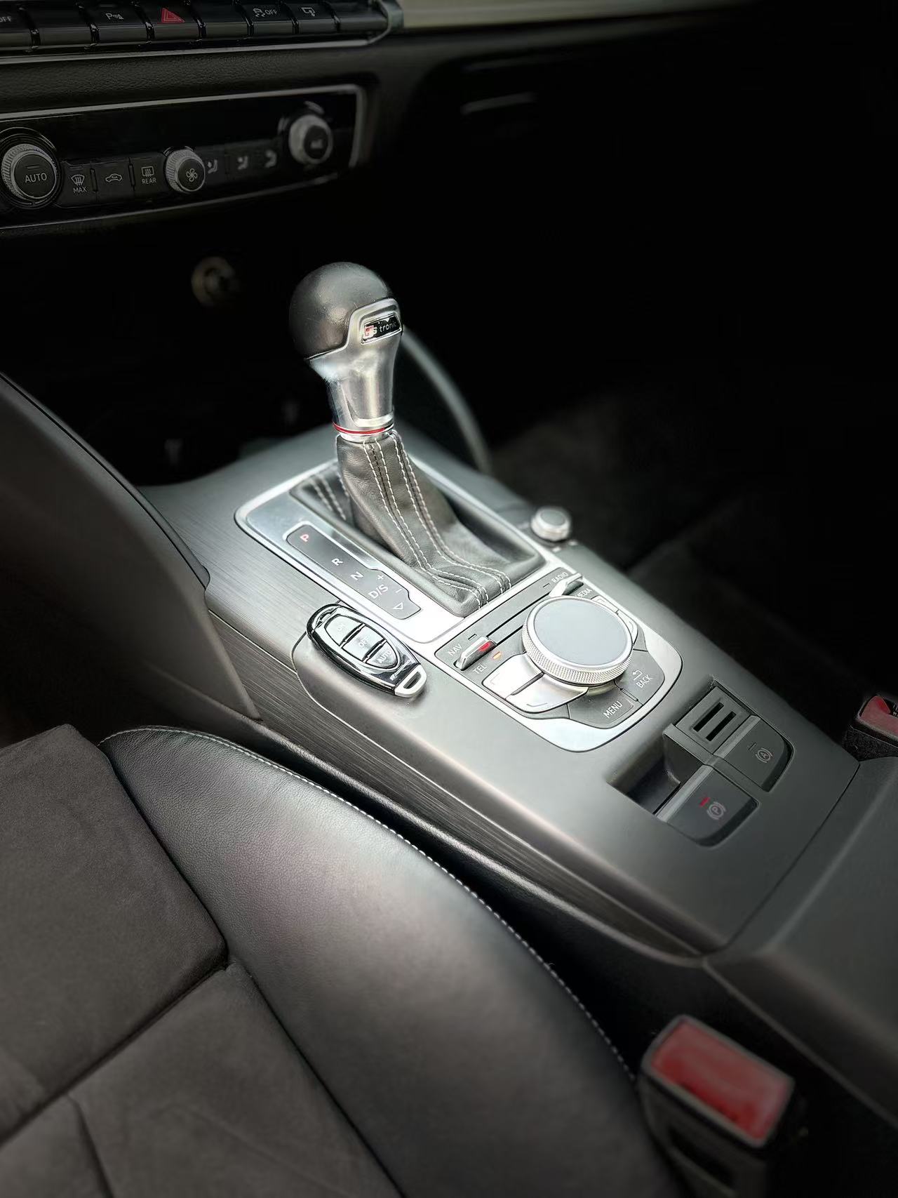 Audi S3 2016 car image #11