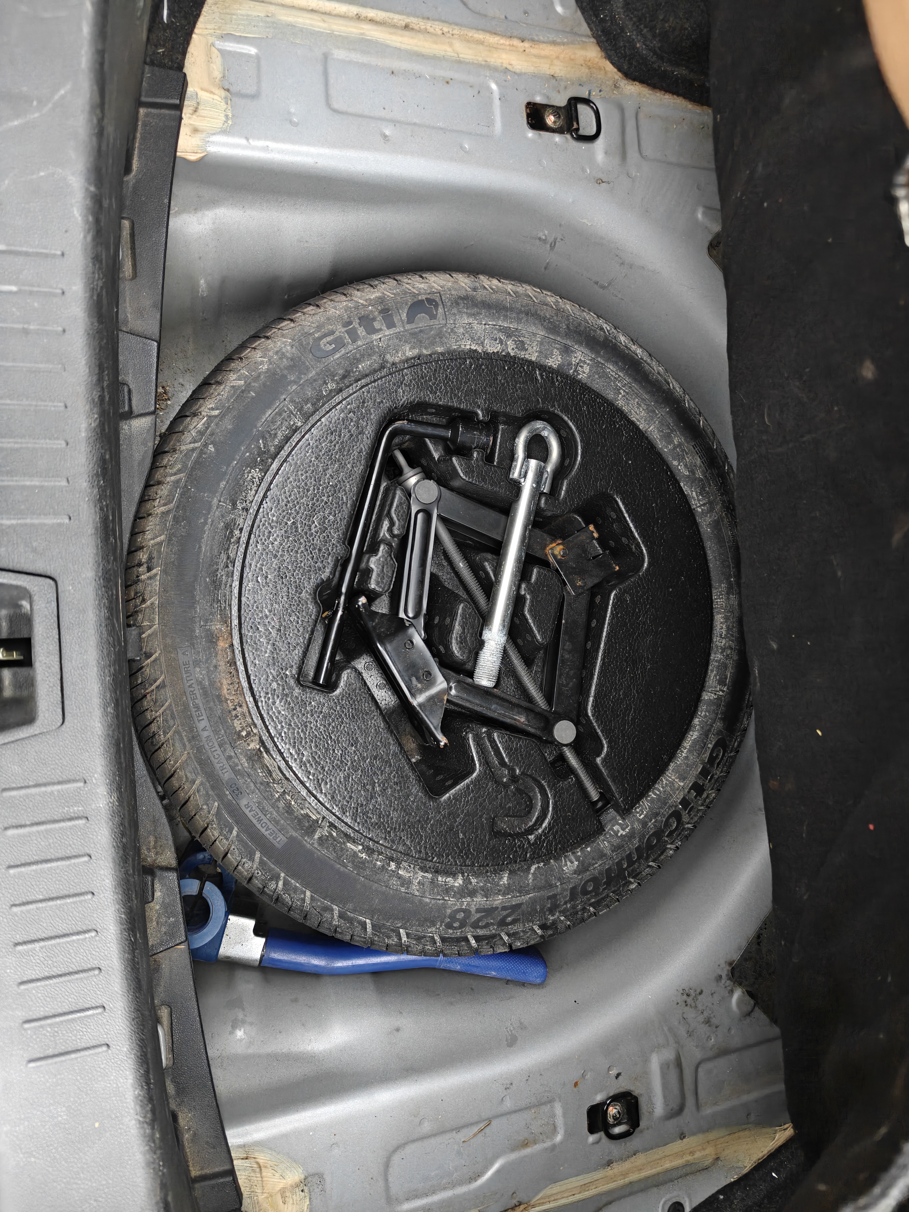 BYD SuRui 2014 car image #11