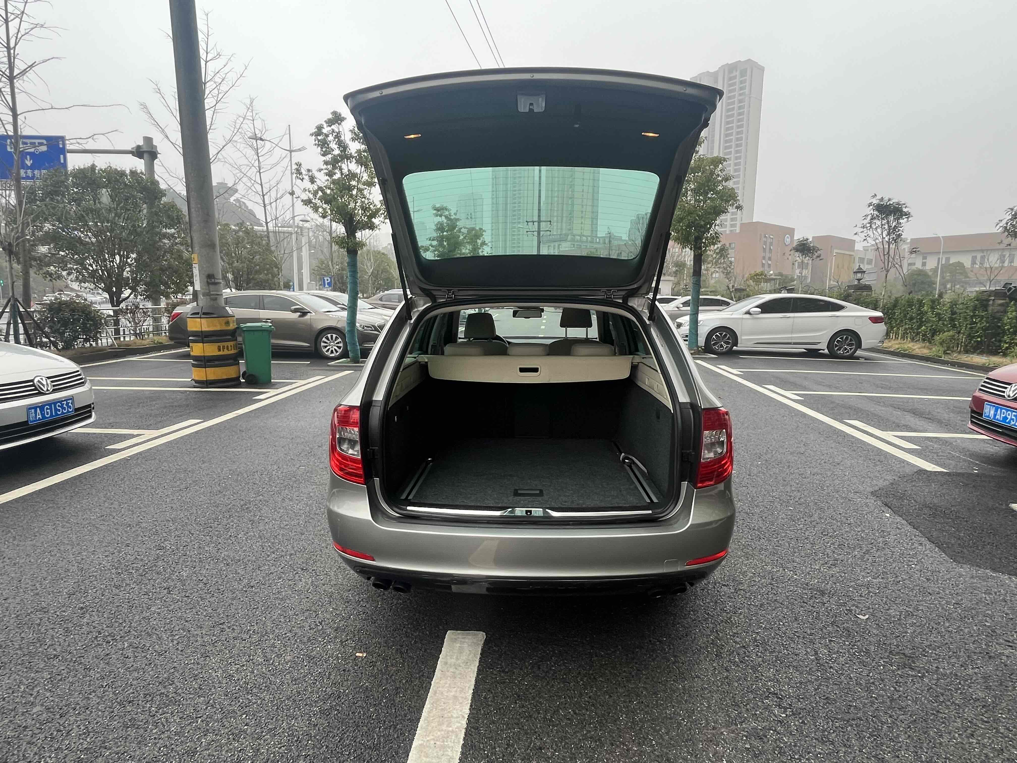 斯柯达 速尊 2015 汽车图片 #11