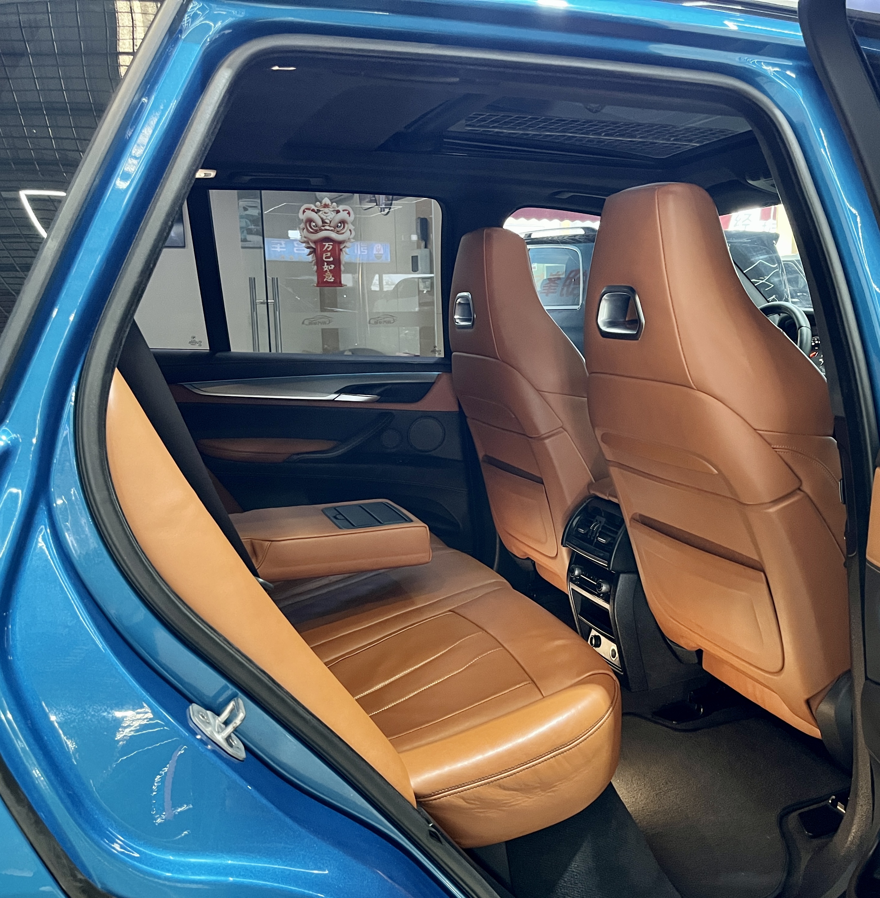 BMW X5 M 2016 car image #11