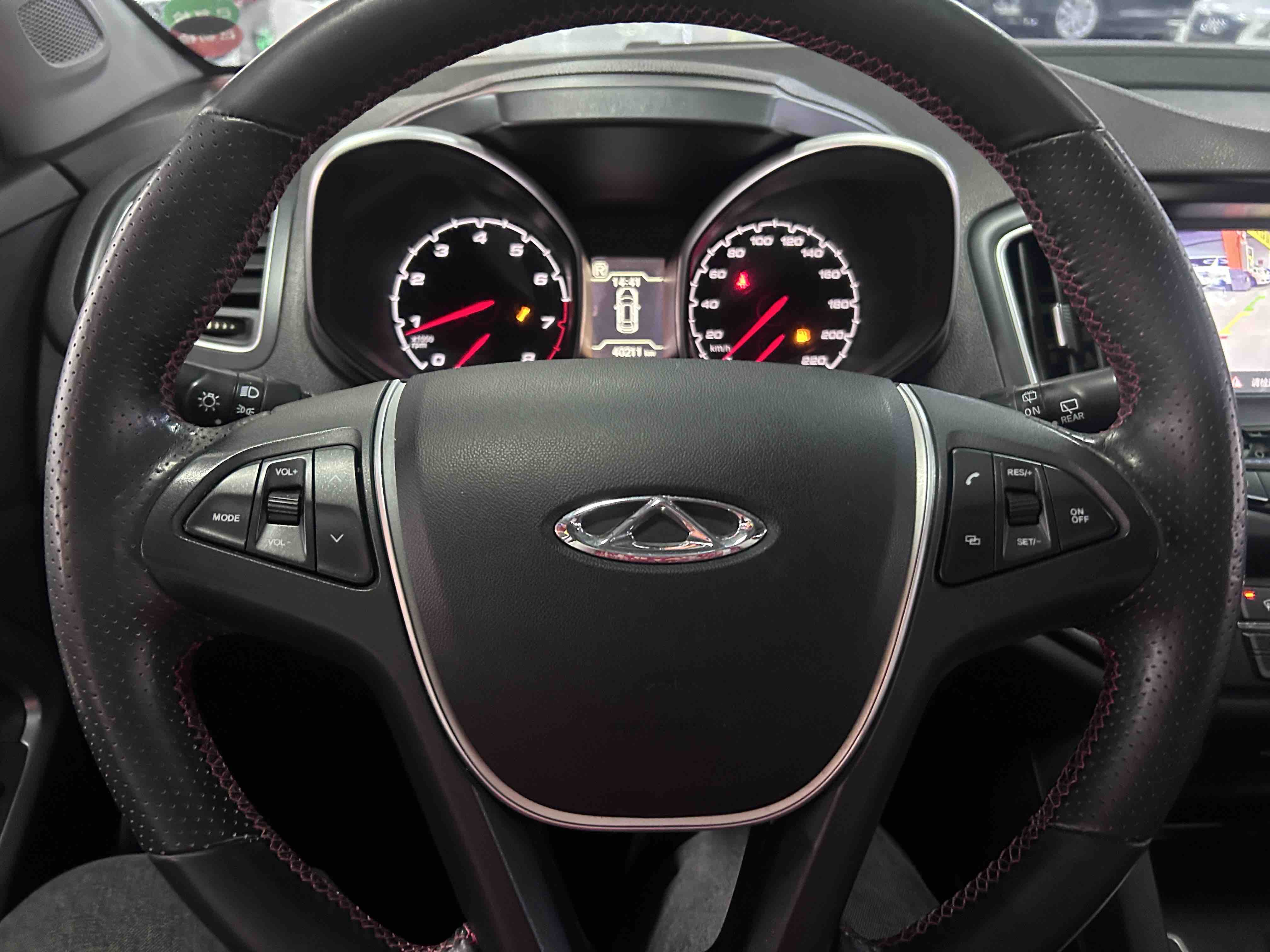 Tiggo 5 2015 #11 Tiggo 5 2015 car image #11