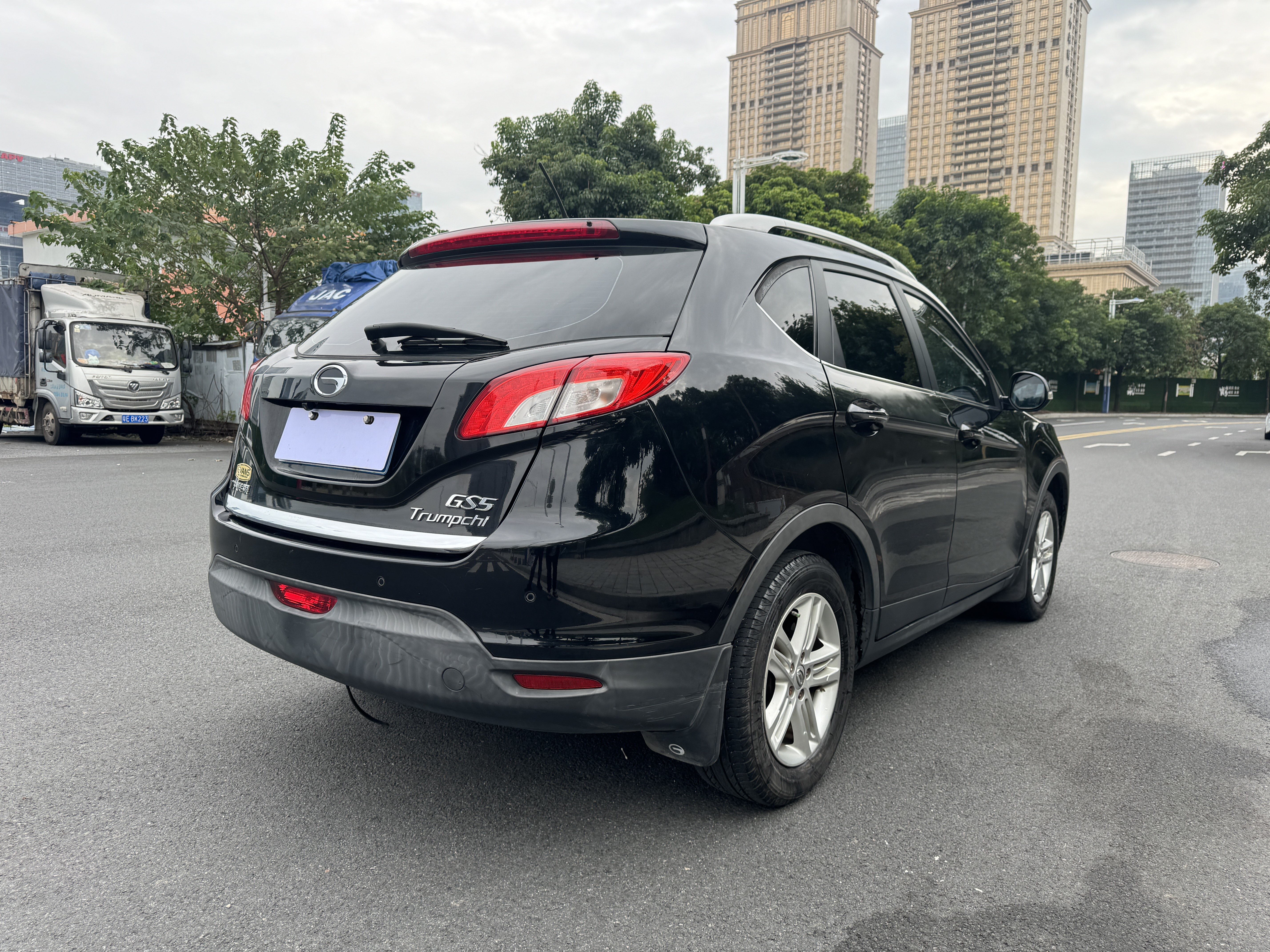 GAC Trumpchi GS5 Super 2015 car image #11